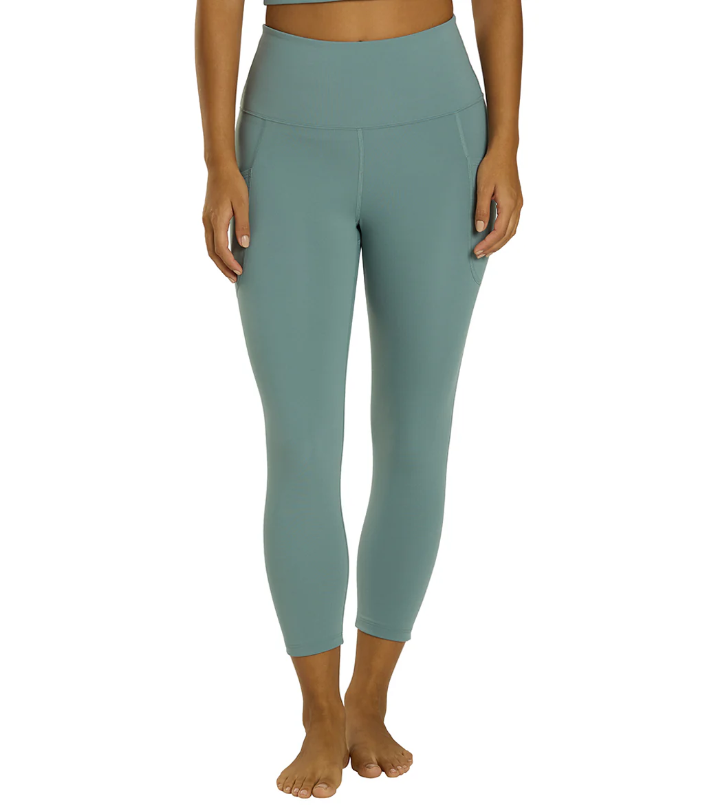 Everyday Yoga High Waisted Go-To Pocket Capri Crop 21