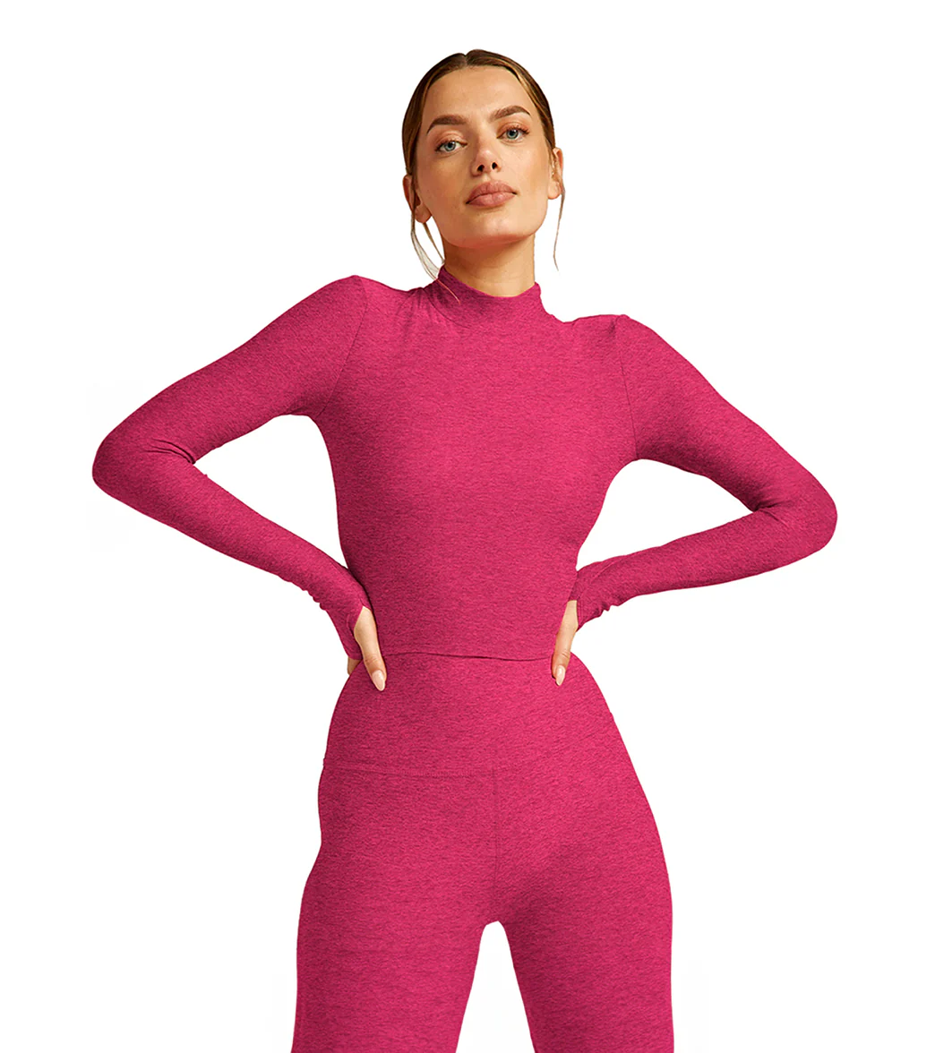 Beyond Yoga Featherweight Moving On Cropped Pullover