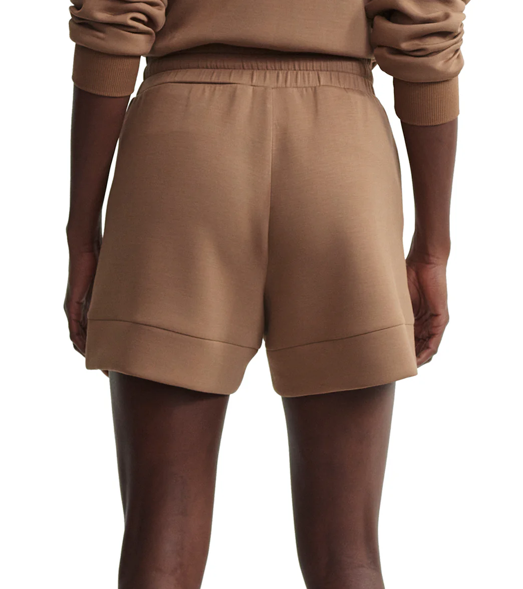 Varley Atrium High Rise 4.5 Short