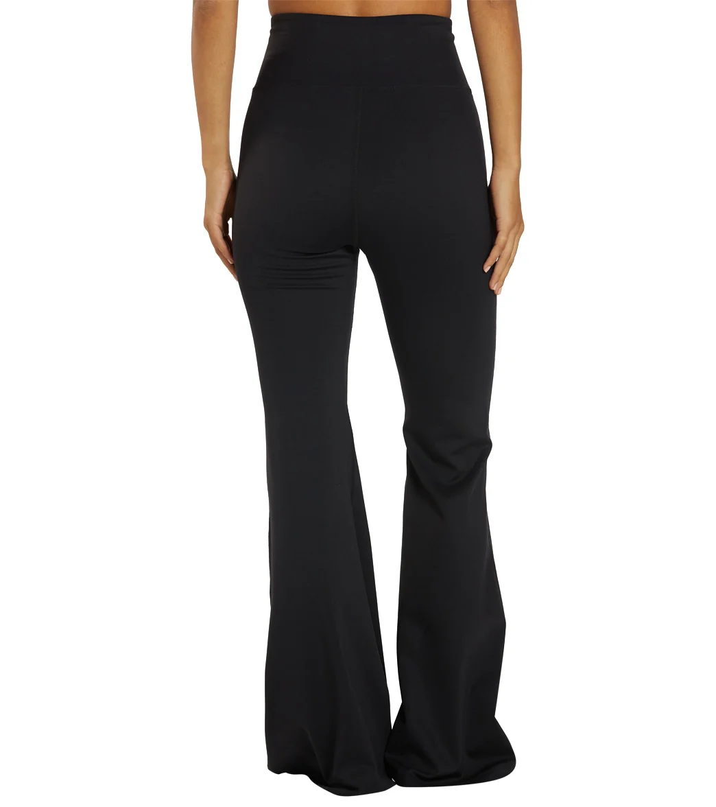 Year of Ours Veronica Flare Legging