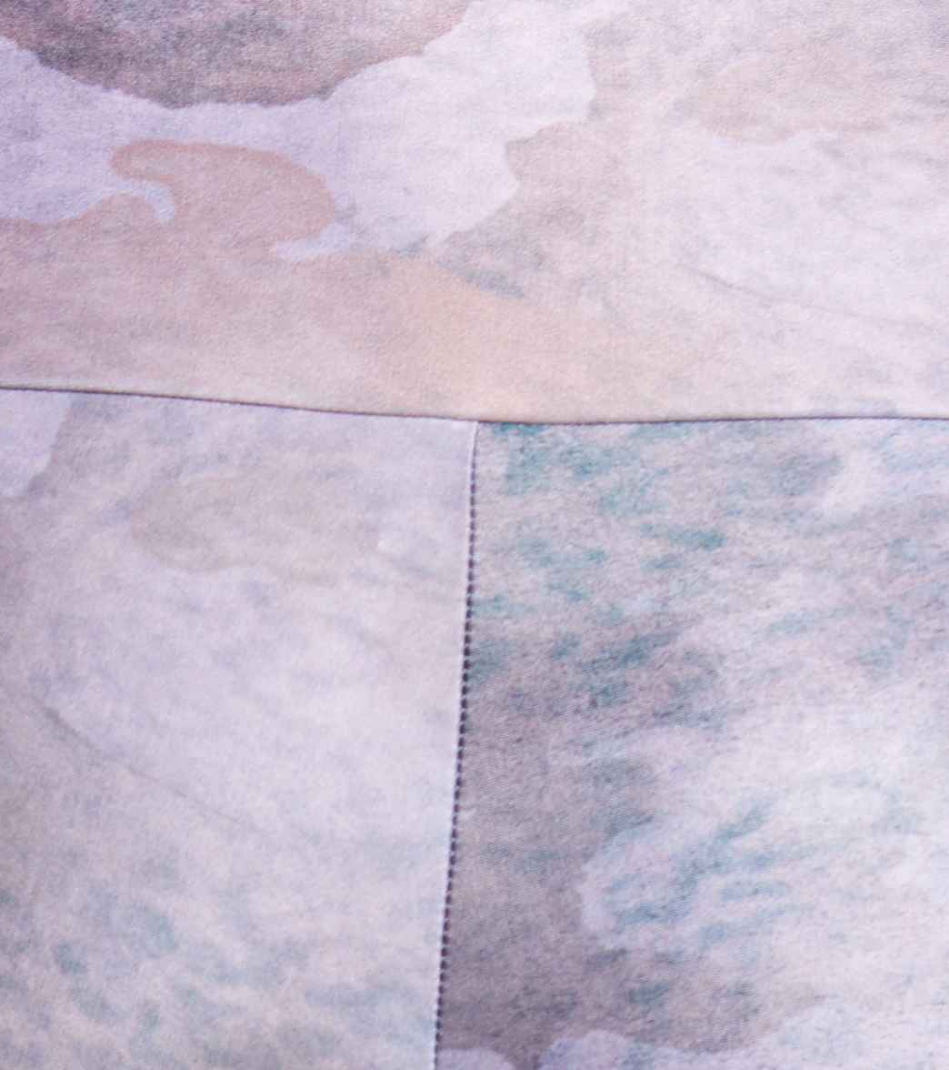 Onzie High Waisted Basic 7/8 Yoga Leggings Animal Dusk