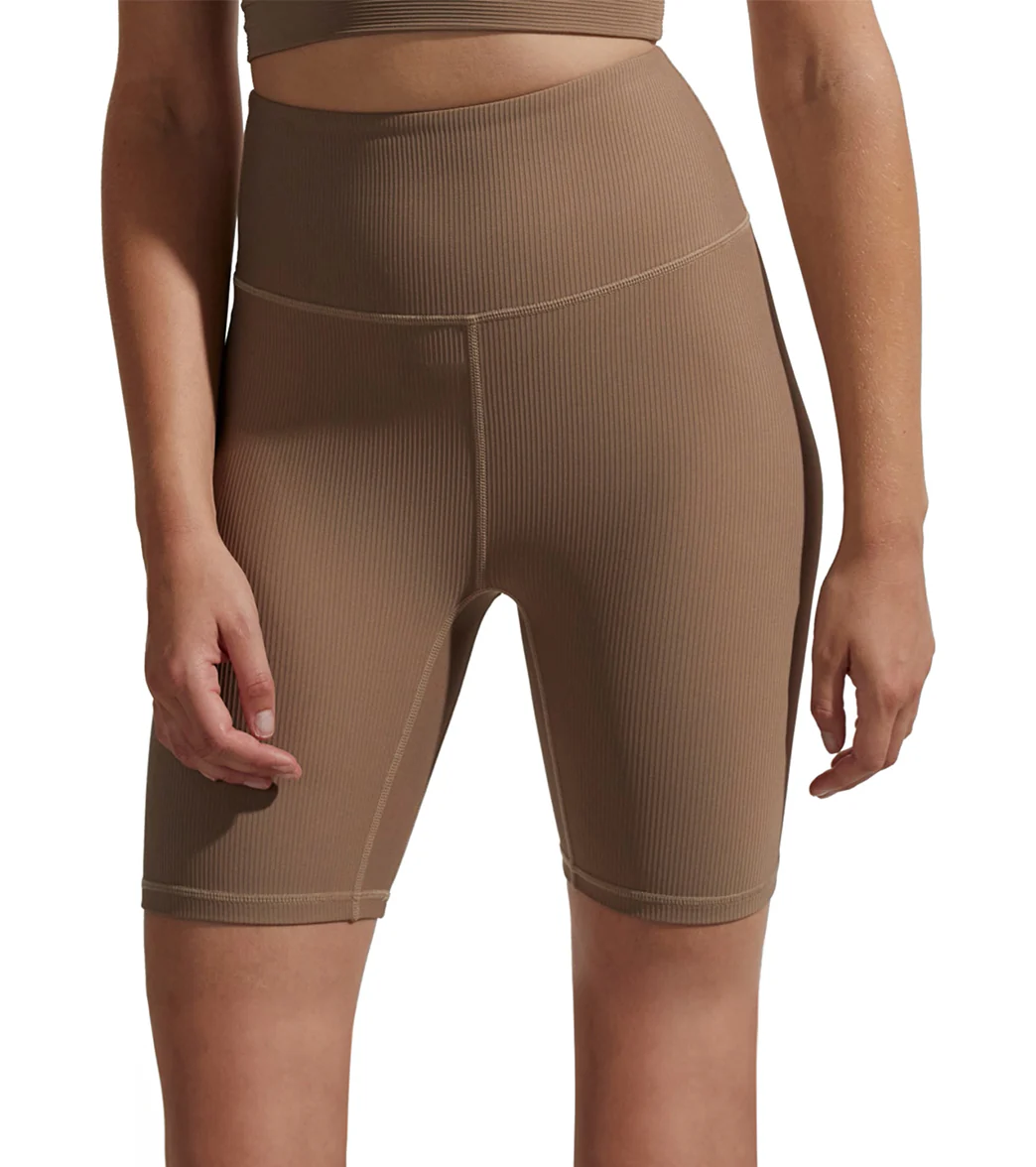 Varley Let's Move Rib Short 7