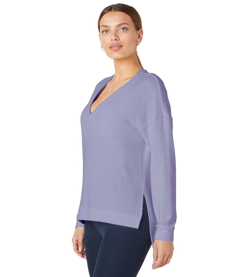 Beyond Yoga Long Weekend Pullover