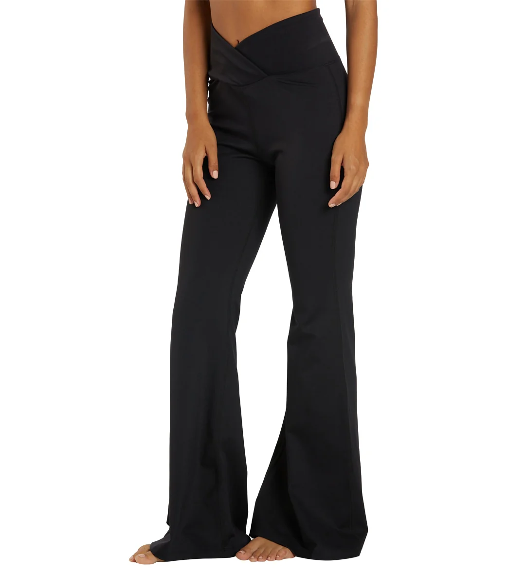 Year of Ours Veronica Flare Legging