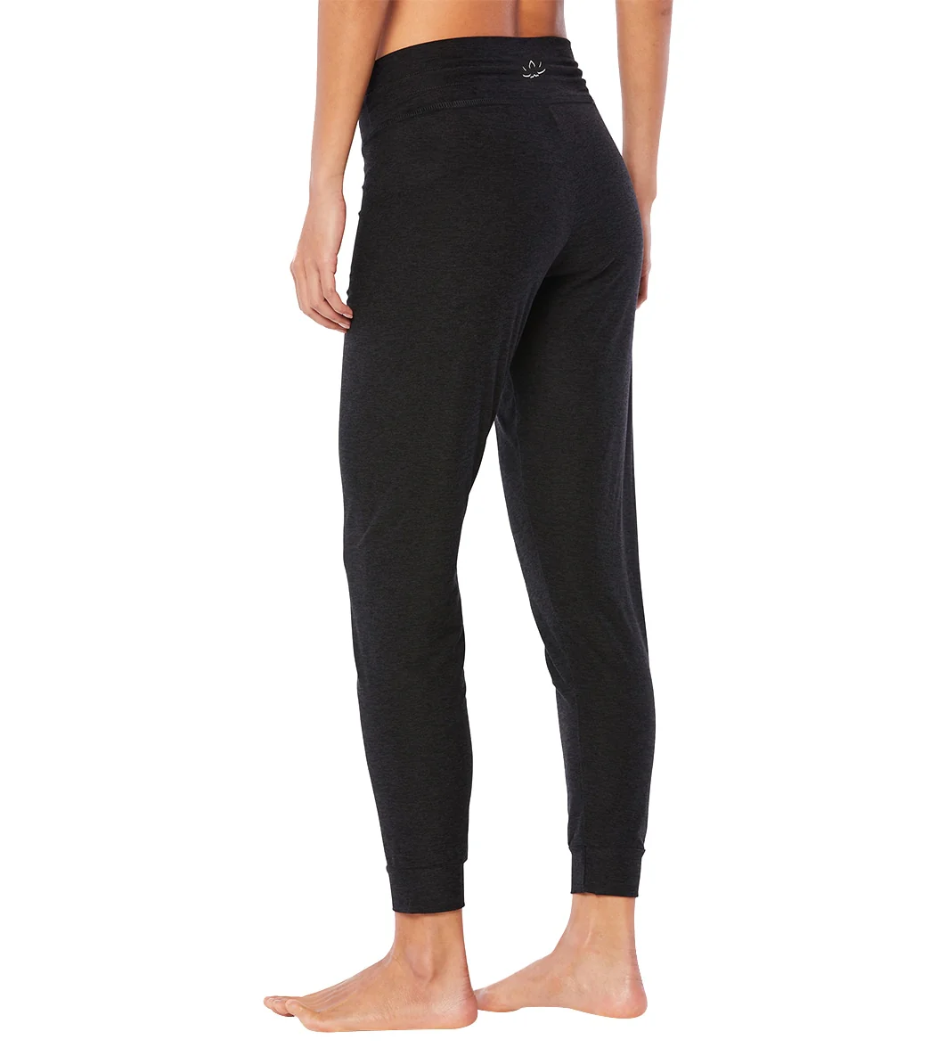 Beyond Yoga Lounge Around Midi Yoga Joggers
