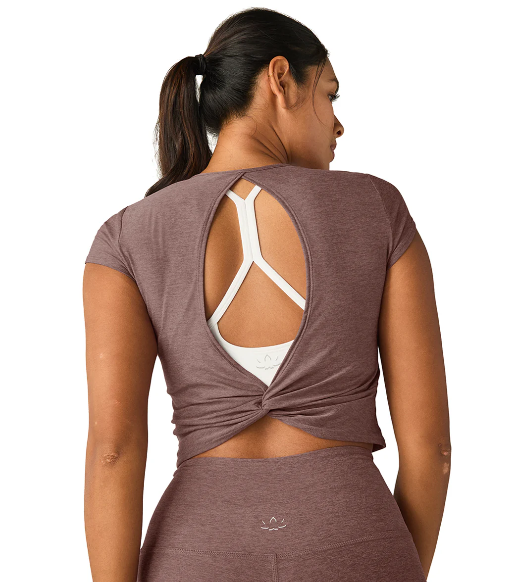 Beyond Yoga Featherweight Let Go Twist Back Cropped Tee