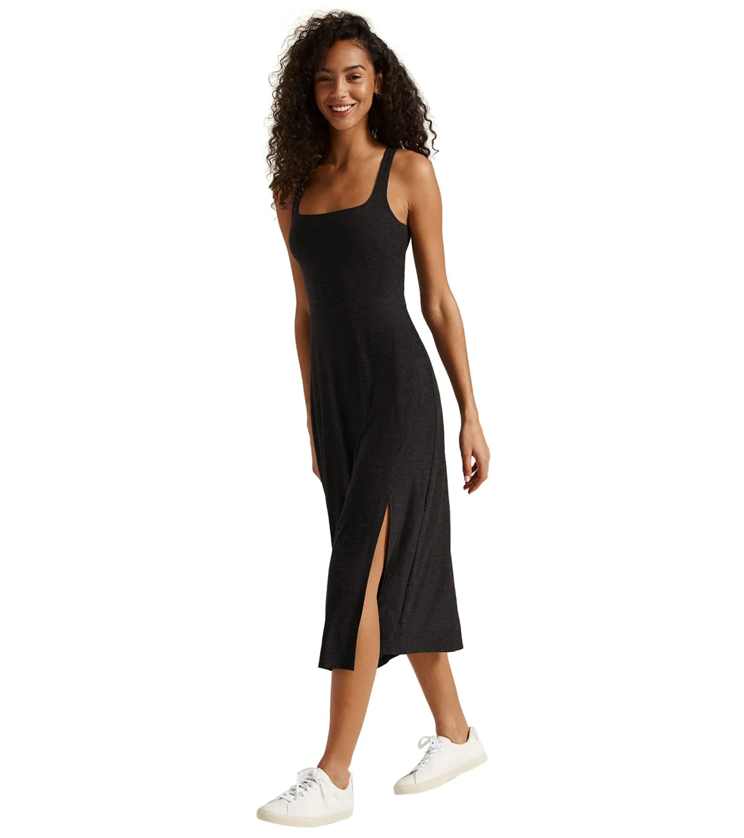 Beyond Yoga Featherweight Getaway Dress
