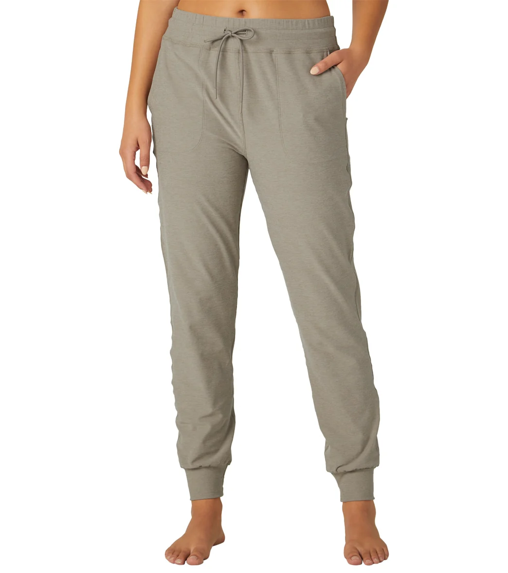 Beyond Yoga Spacedye Commuter Midi Joggers