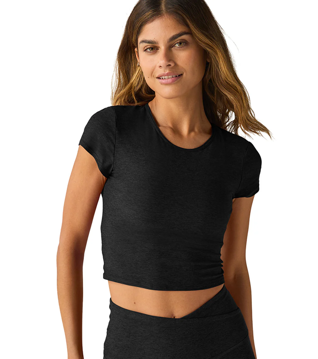 Beyond Yoga Featherweight Let Go Twist Back Cropped Tee