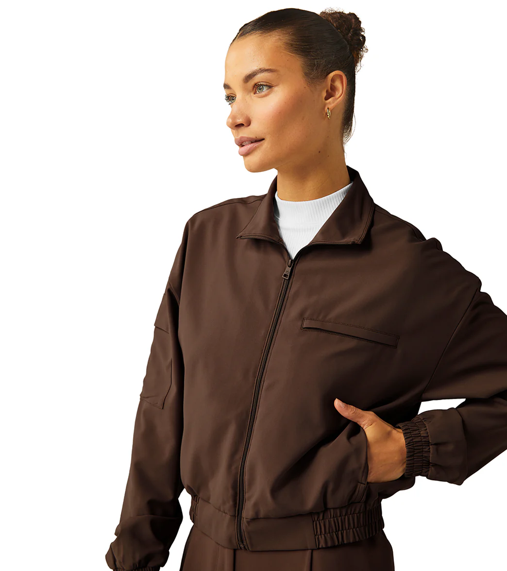 Beyond Yoga Status Pocket Sleeve Cropped Jacket