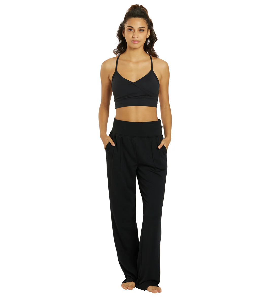 Marika Arlo Pant