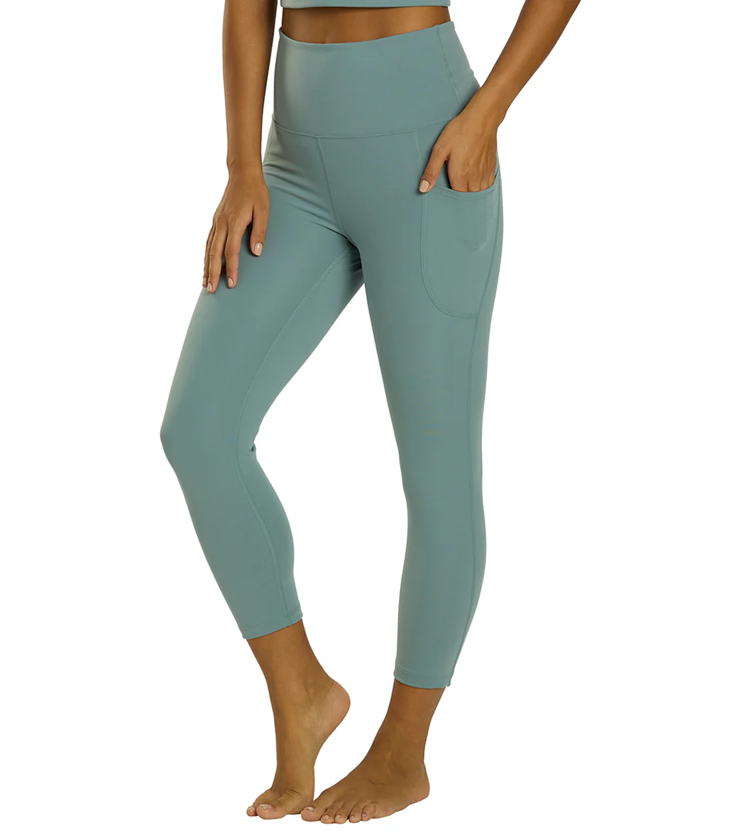 Everyday Yoga High Waisted Go-To Pocket Capri Crop 21
