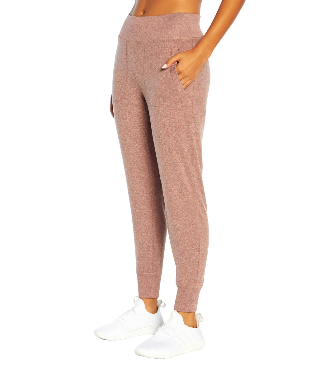 Marika Coastal Jogger