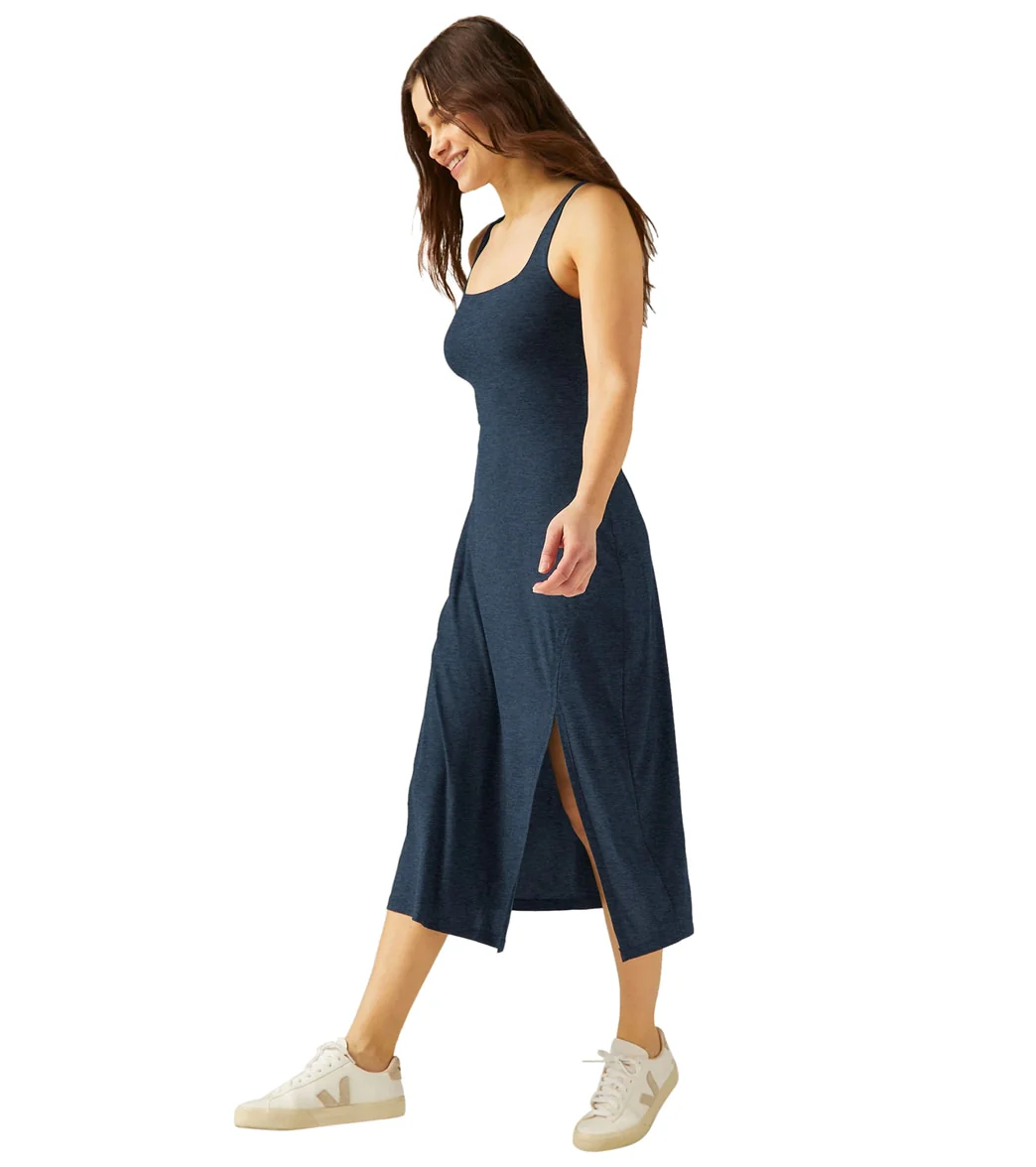 Beyond Yoga Featherweight Getaway Dress
