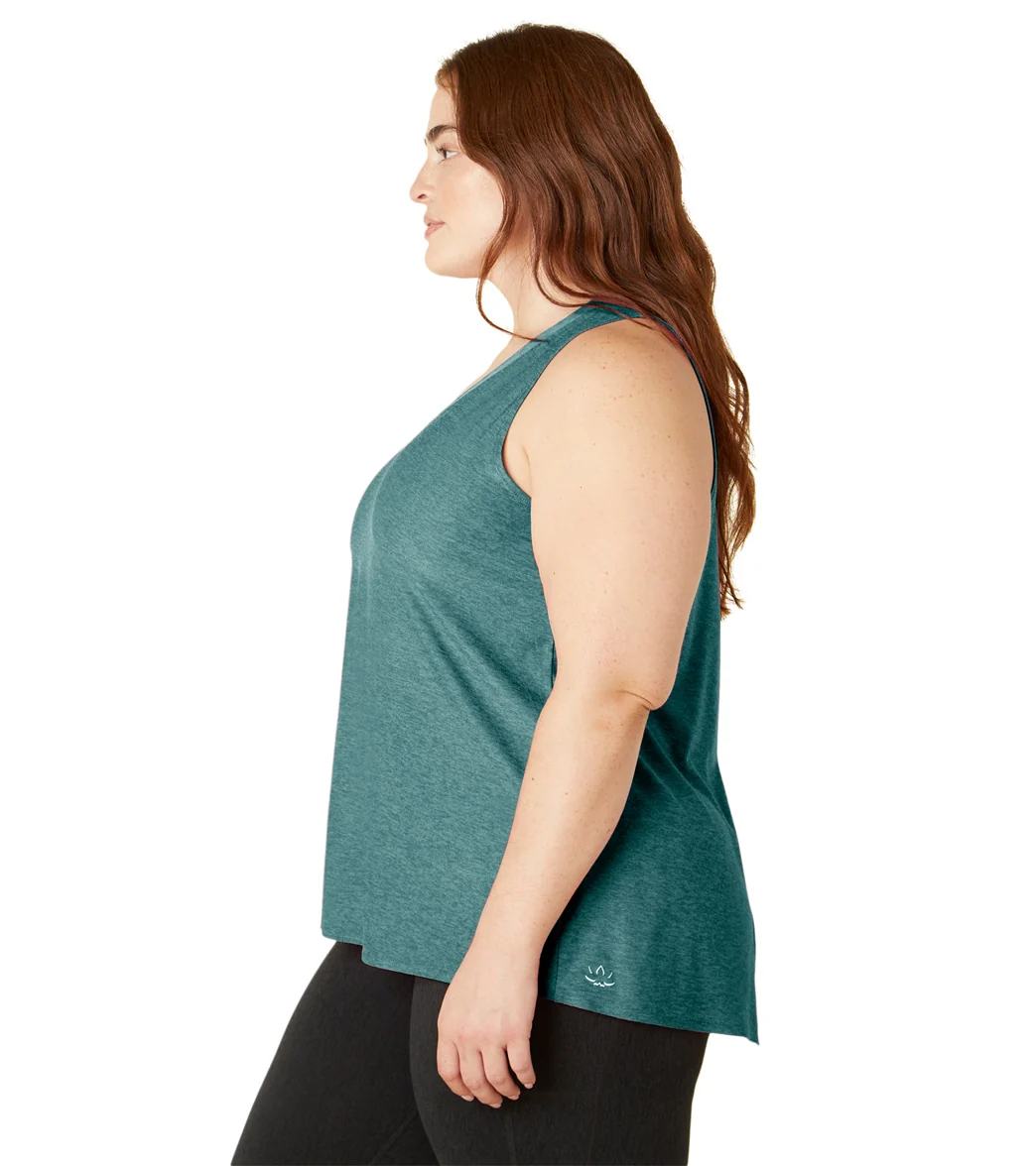 Beyond Yoga Plus Featherweight All About It Split Back Tank