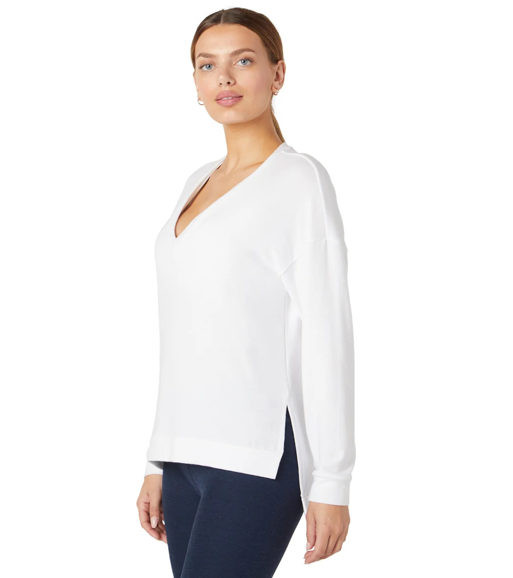 Beyond Yoga Long Weekend Pullover
