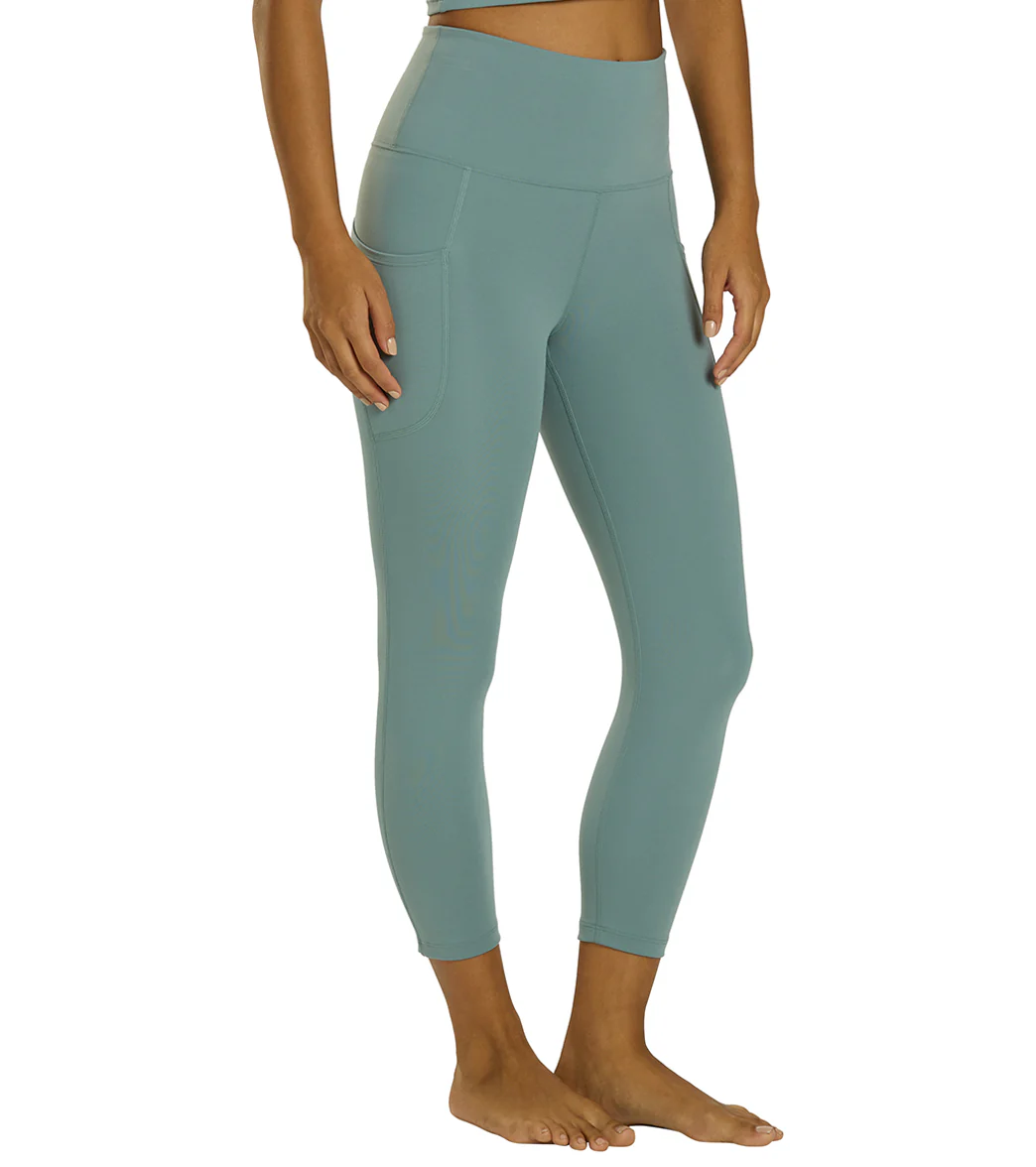 Everyday Yoga High Waisted Go-To Pocket Capri Crop 21