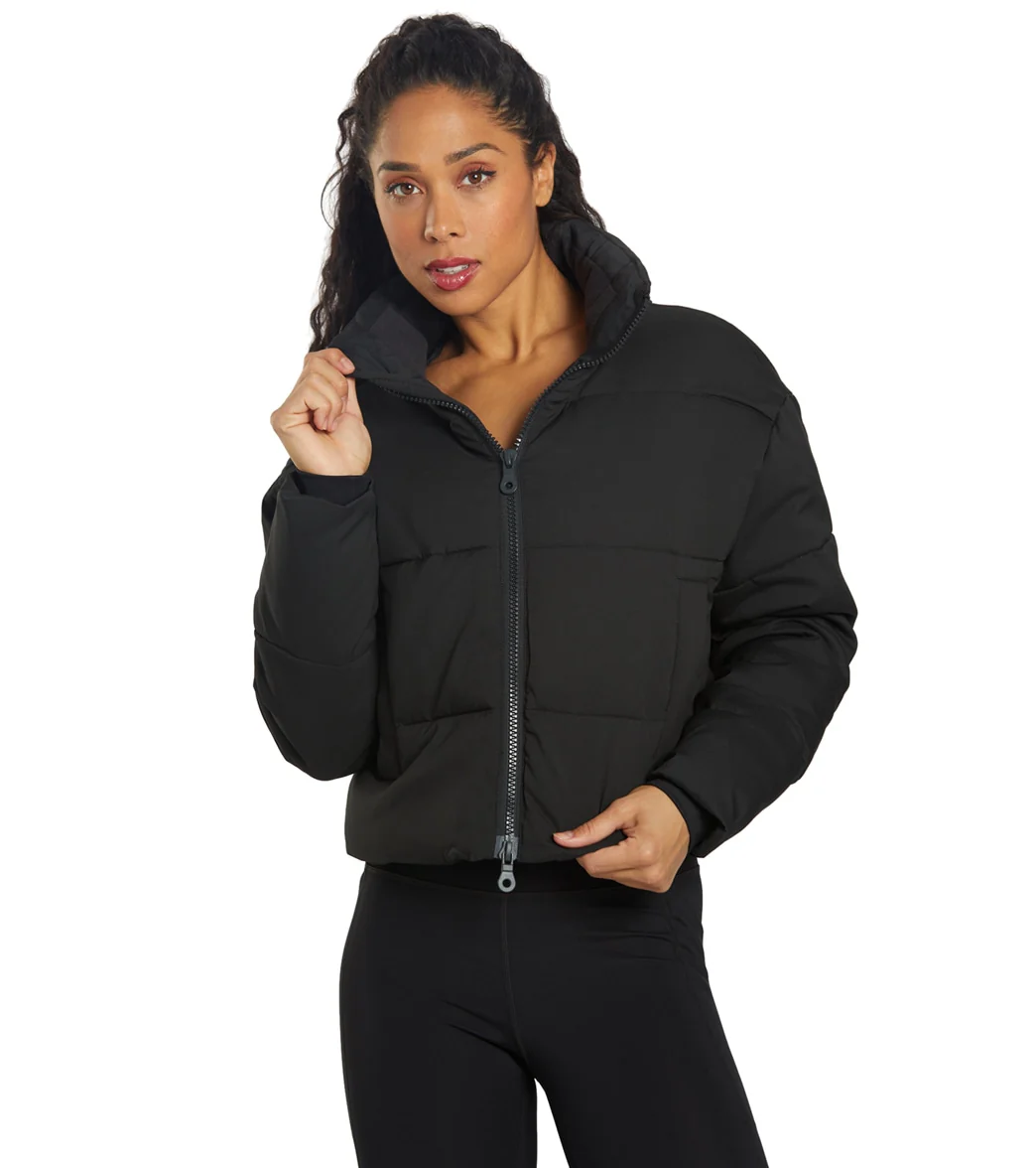 Girlfriend Collective Cropped Puffer Jacket