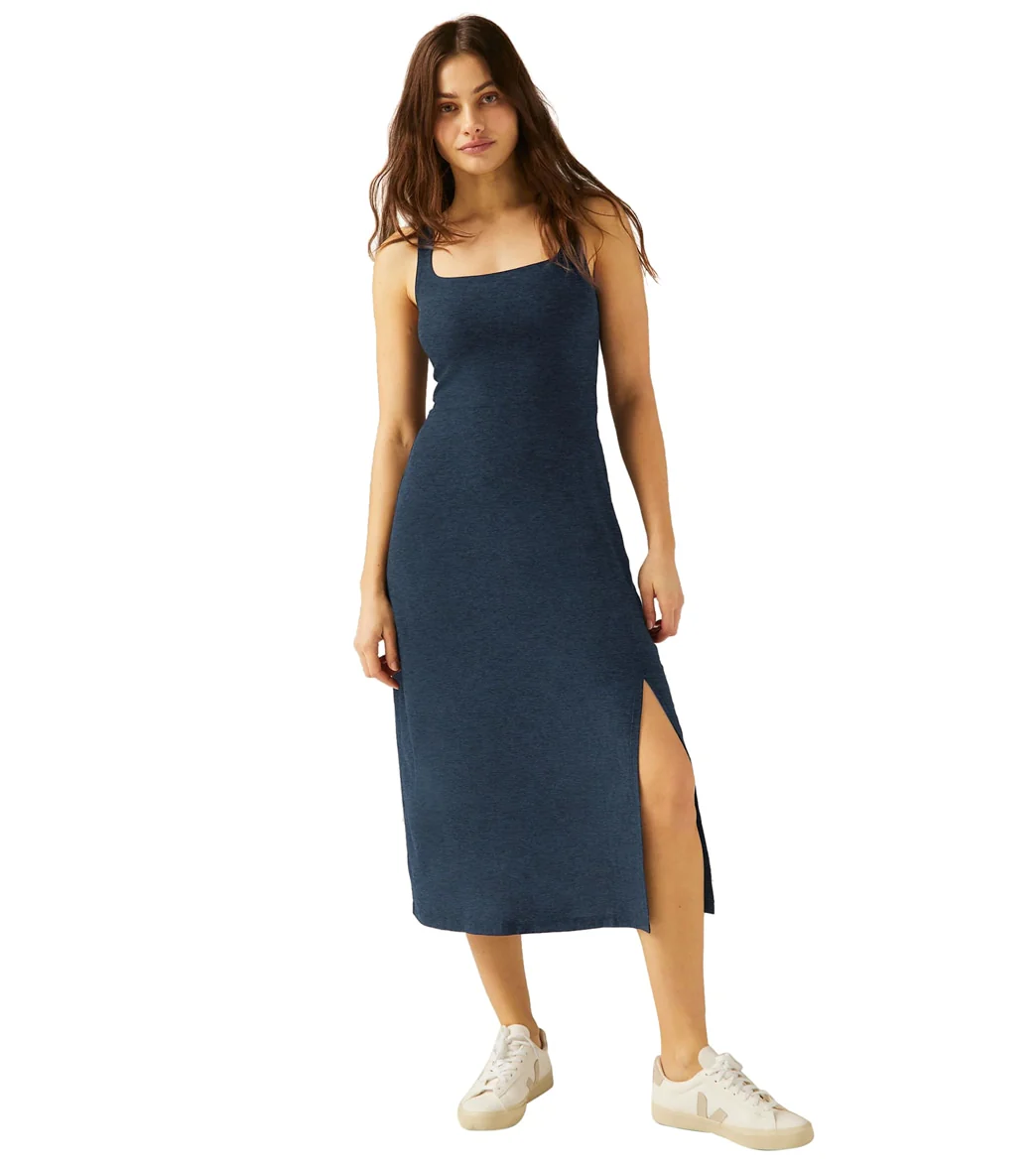 Beyond Yoga Featherweight Getaway Dress