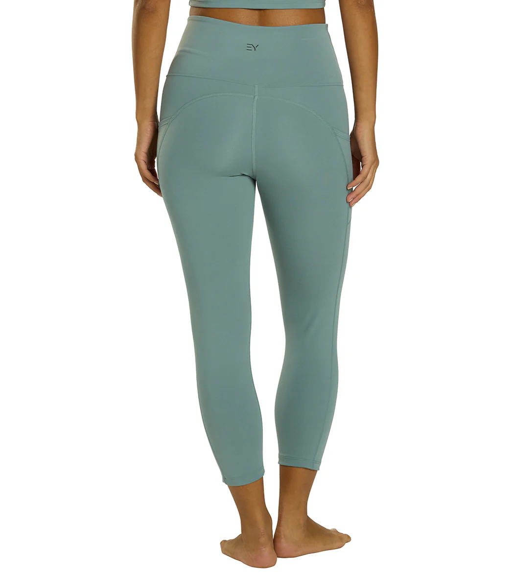 Everyday Yoga High Waisted Go-To Pocket Capri Crop 21