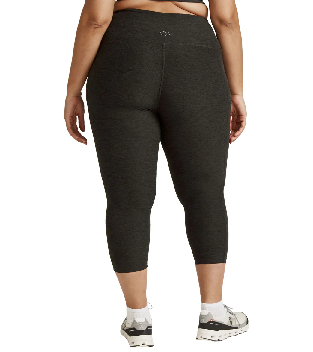 Beyond Yoga Plus Size Spacedye Out Of Pocket High Waisted Capri Leggings