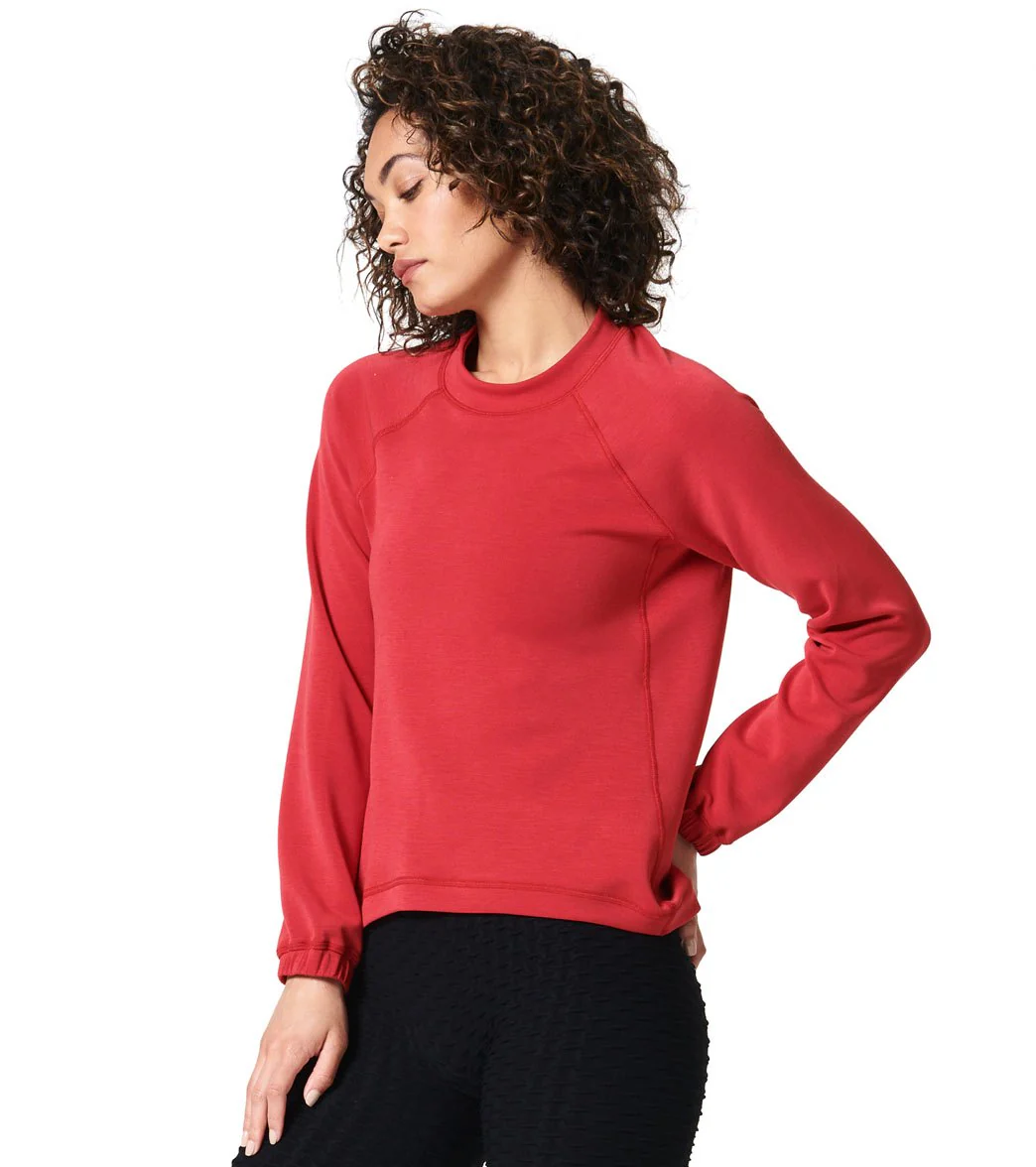 NUX Sleek Sweat Pullover