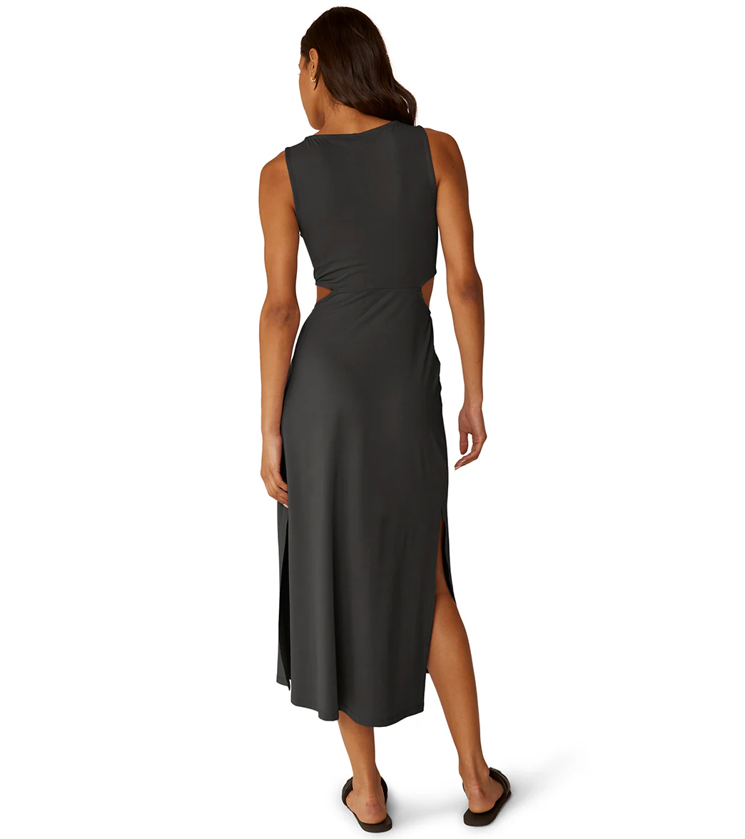 Beyond Yoga Around The World Front Twist Dress