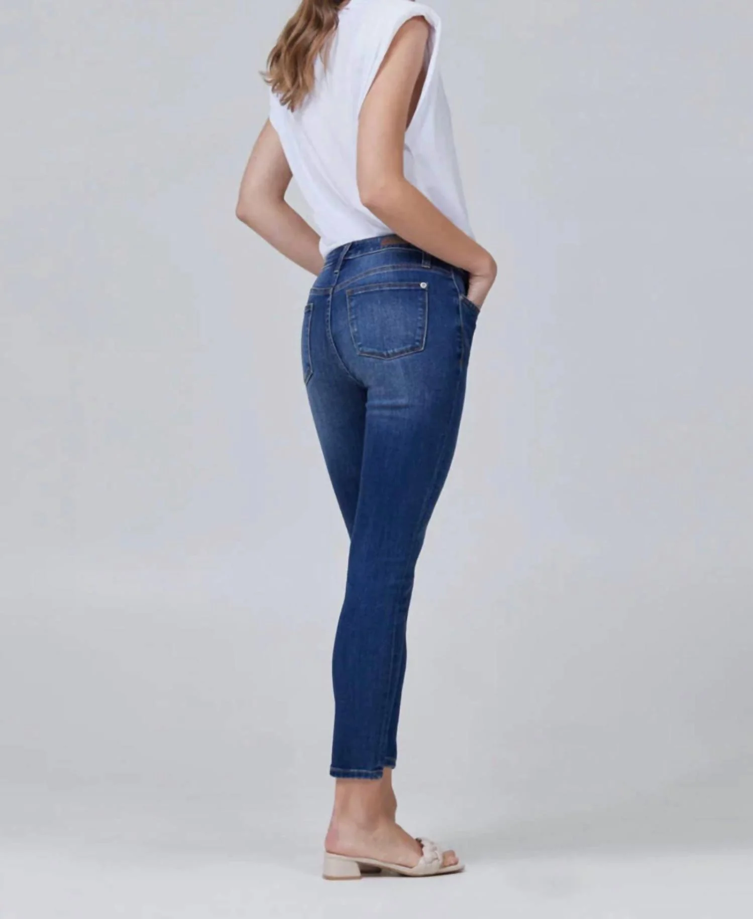 Louise Mid-Rise Skinny Ankle Jeans In Harrison