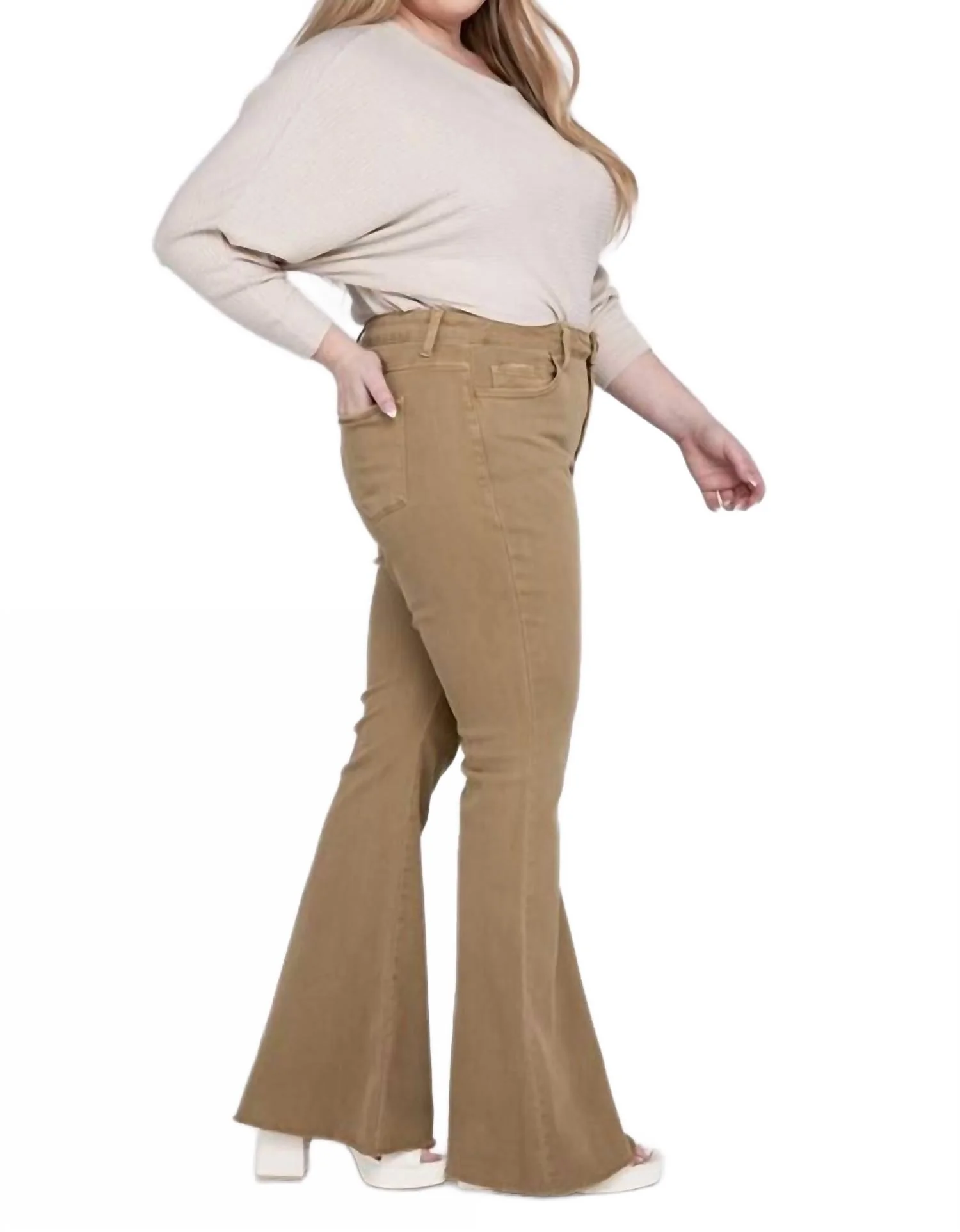 Plus Size High Rise Super Flare Jeans In Conquer