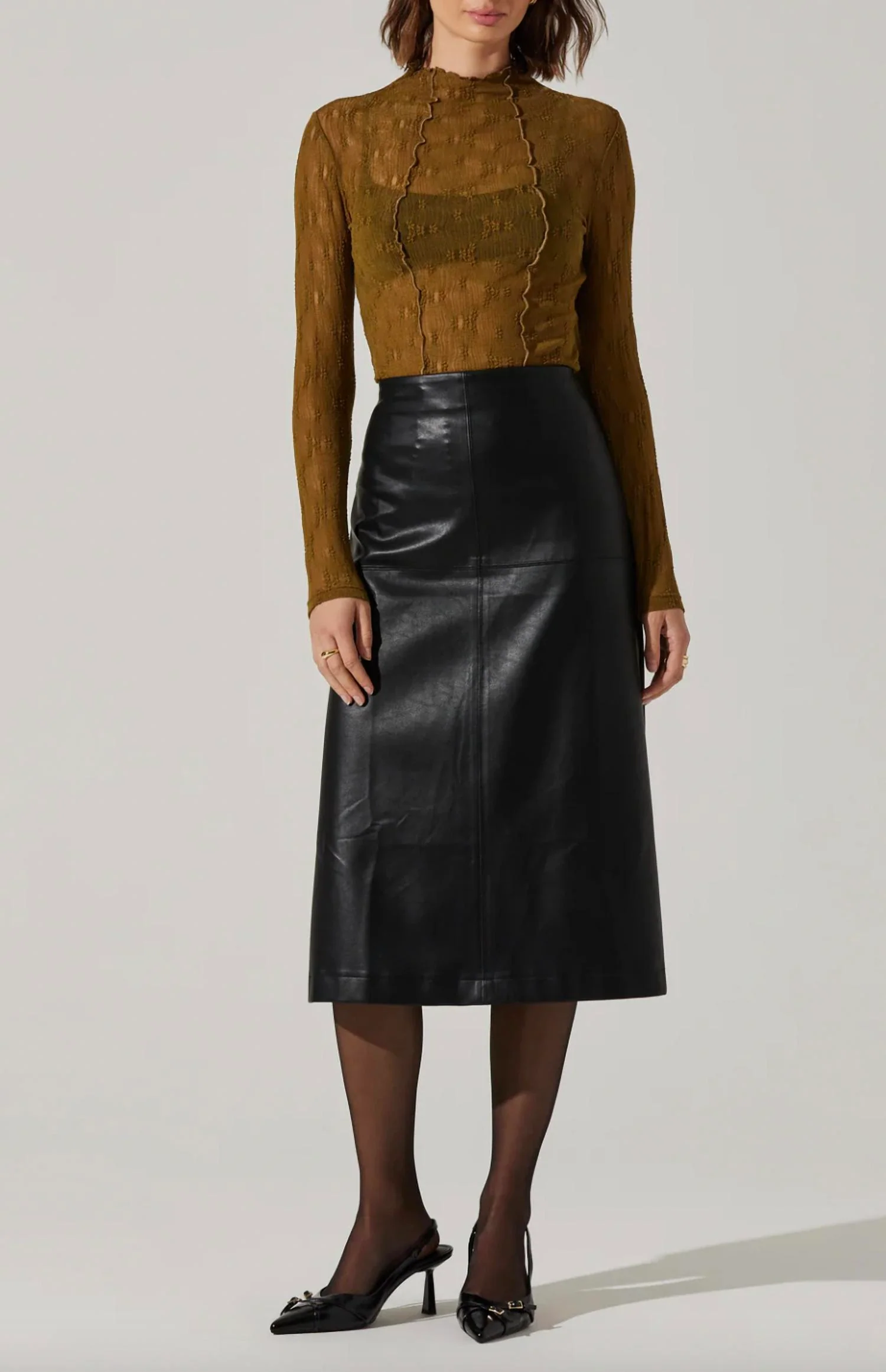 Yuria Faux Leather Midi Skirt In Black