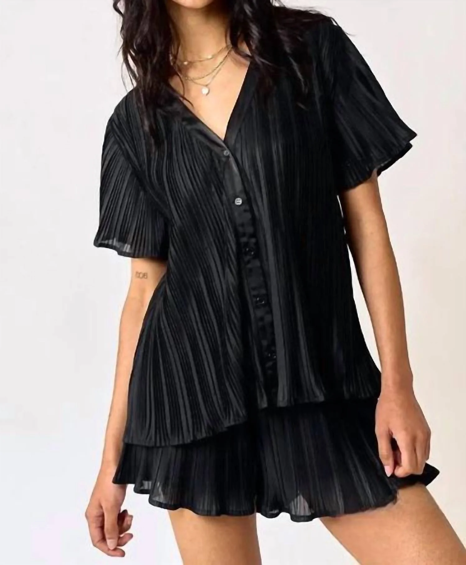 Brandy Pleated Shirt Top & Shorts Set In Black