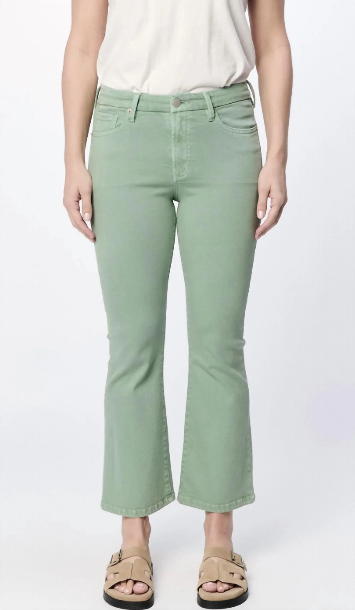 Jeanne Flare Jeans In Iceberg Green