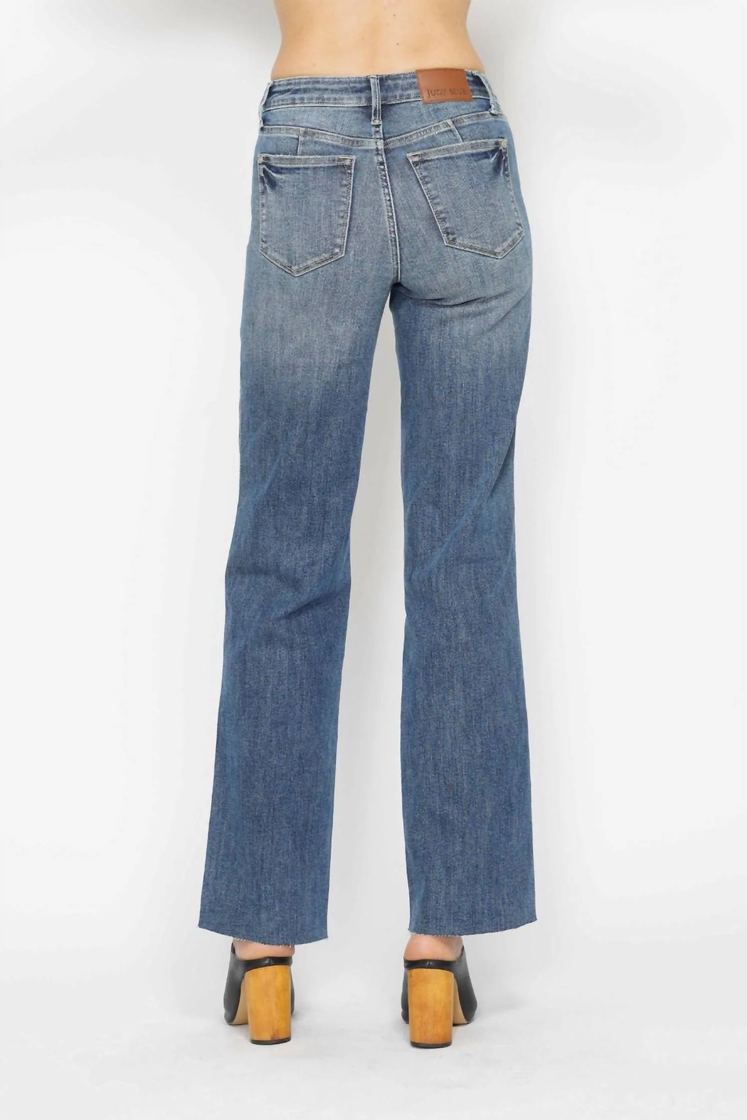 Tummy Control Straight Jeans In Medium Wash