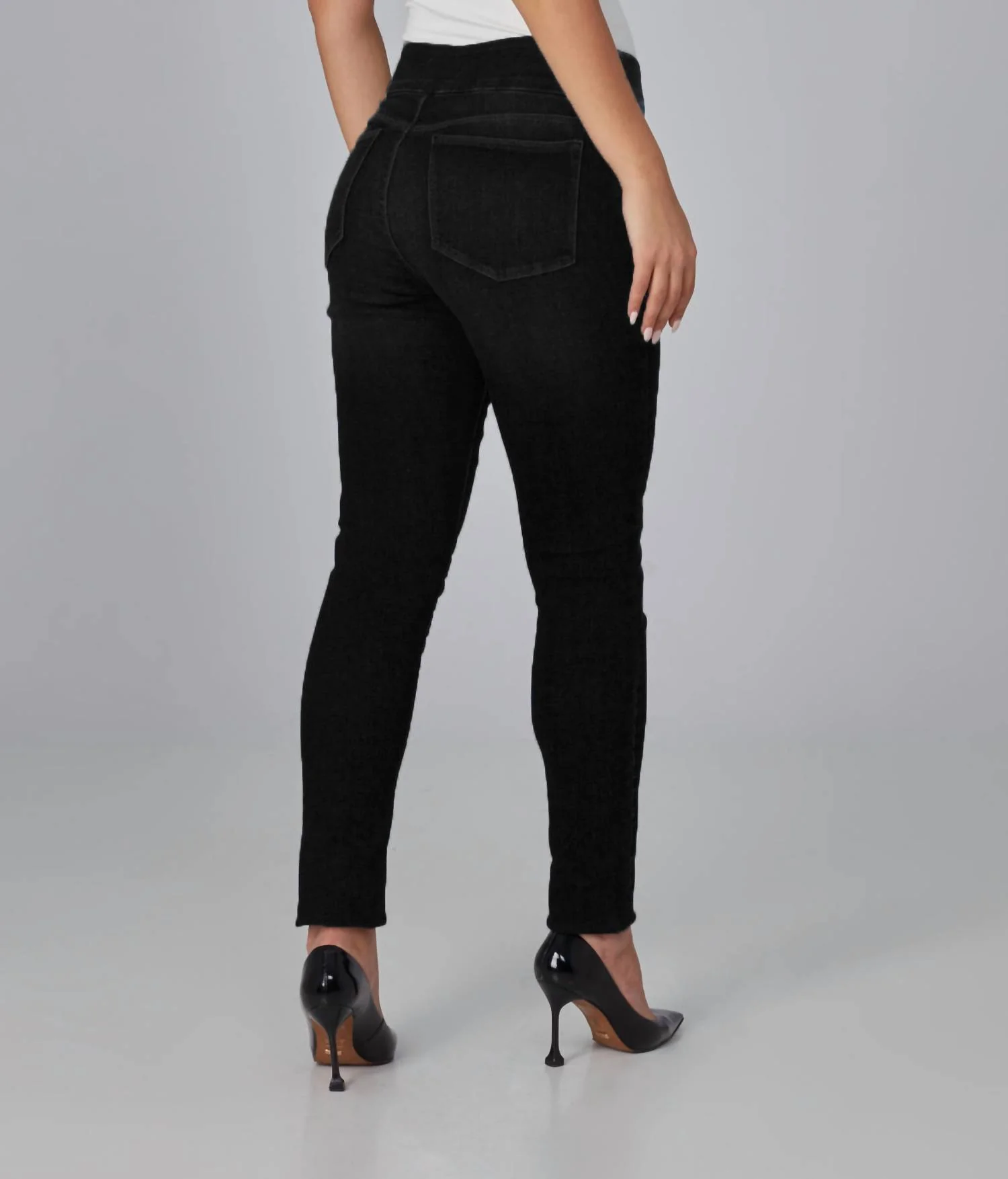 Anna High Rise Skinny Pull On Jeans In Night Black