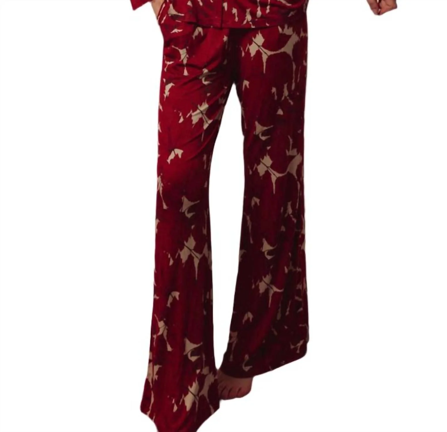Fallen Leaves Pajama Set In Leaf Print