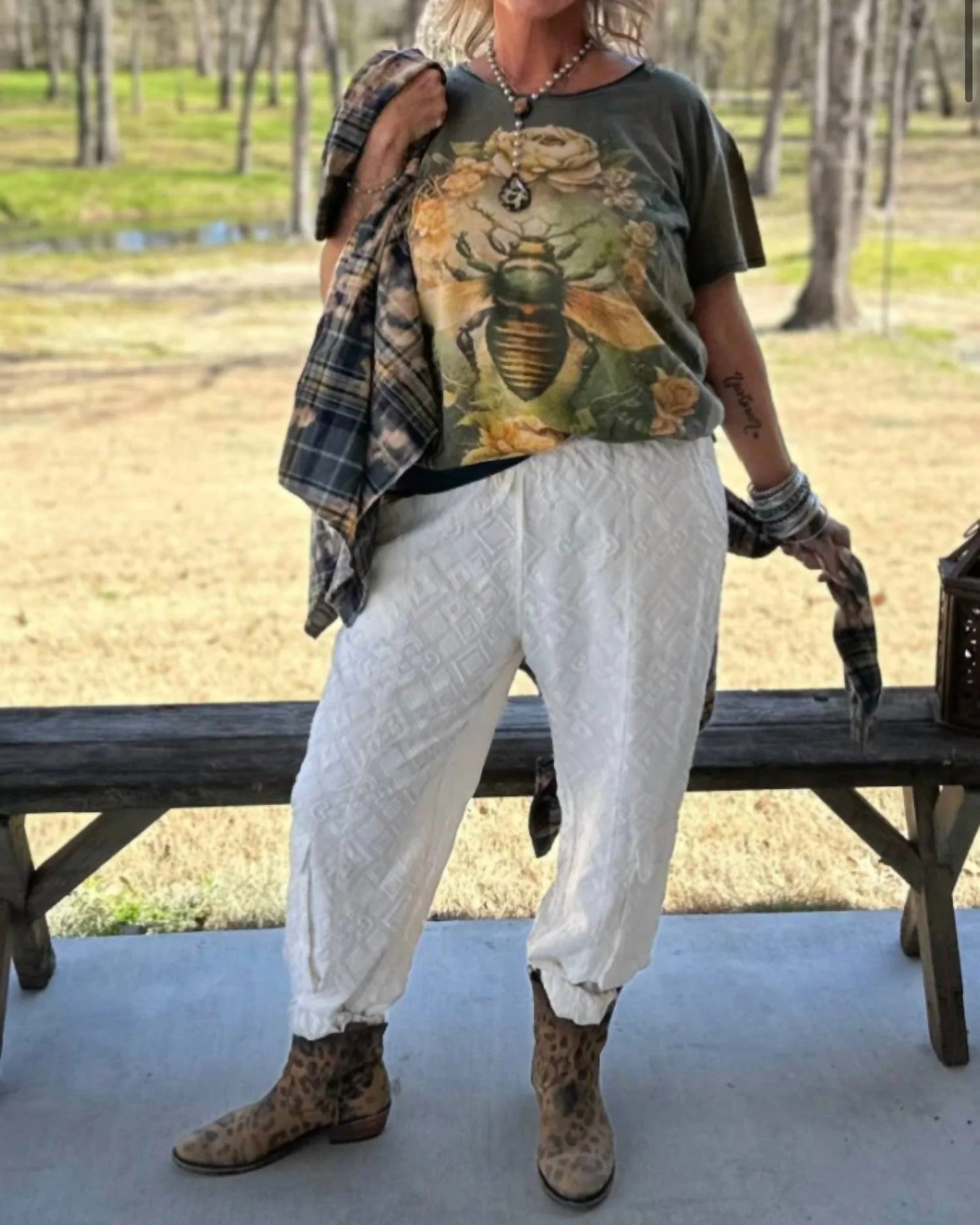 Diamond In The Rough Jogger In Off White