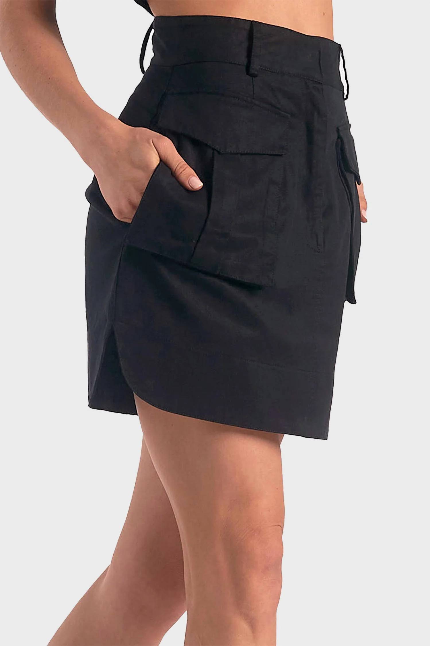 Mini Cargo Skirt In Black