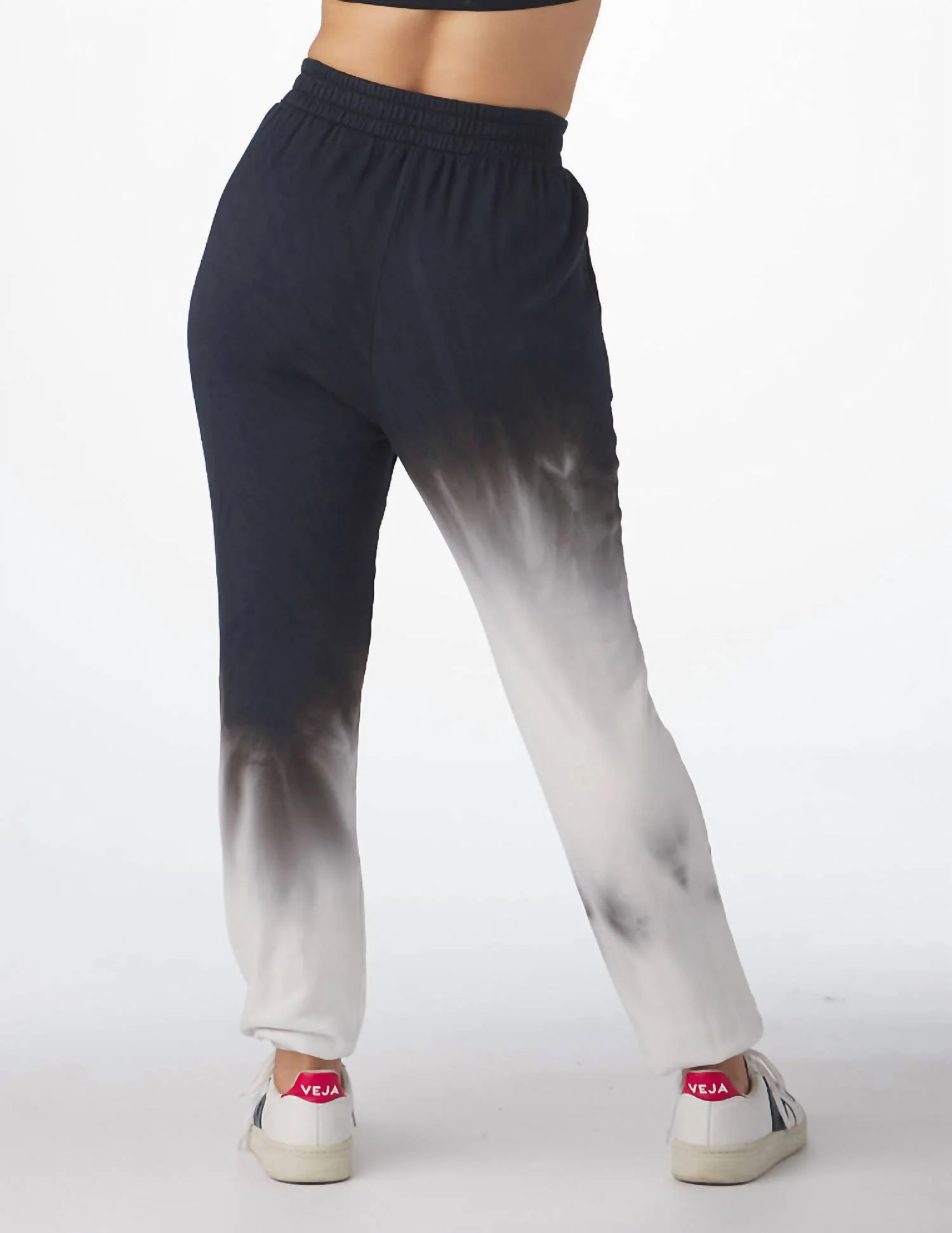 Powder Jogger In Yin Dye