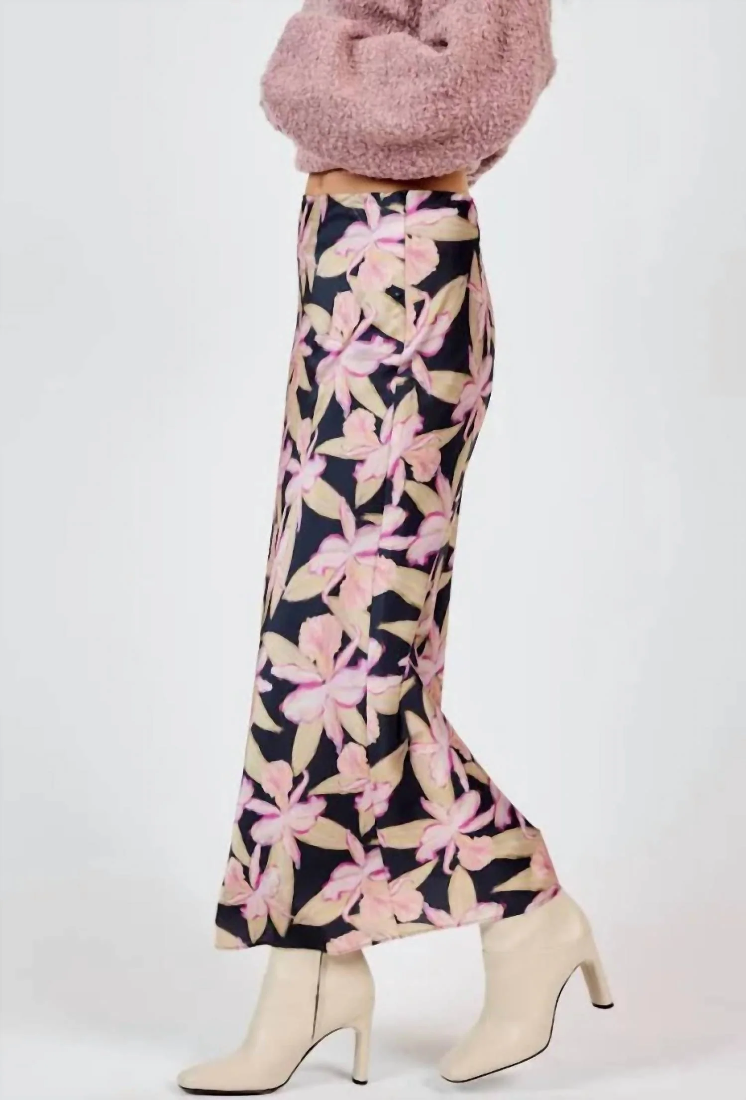 Candlelight Maxi Skirt In Black Multi