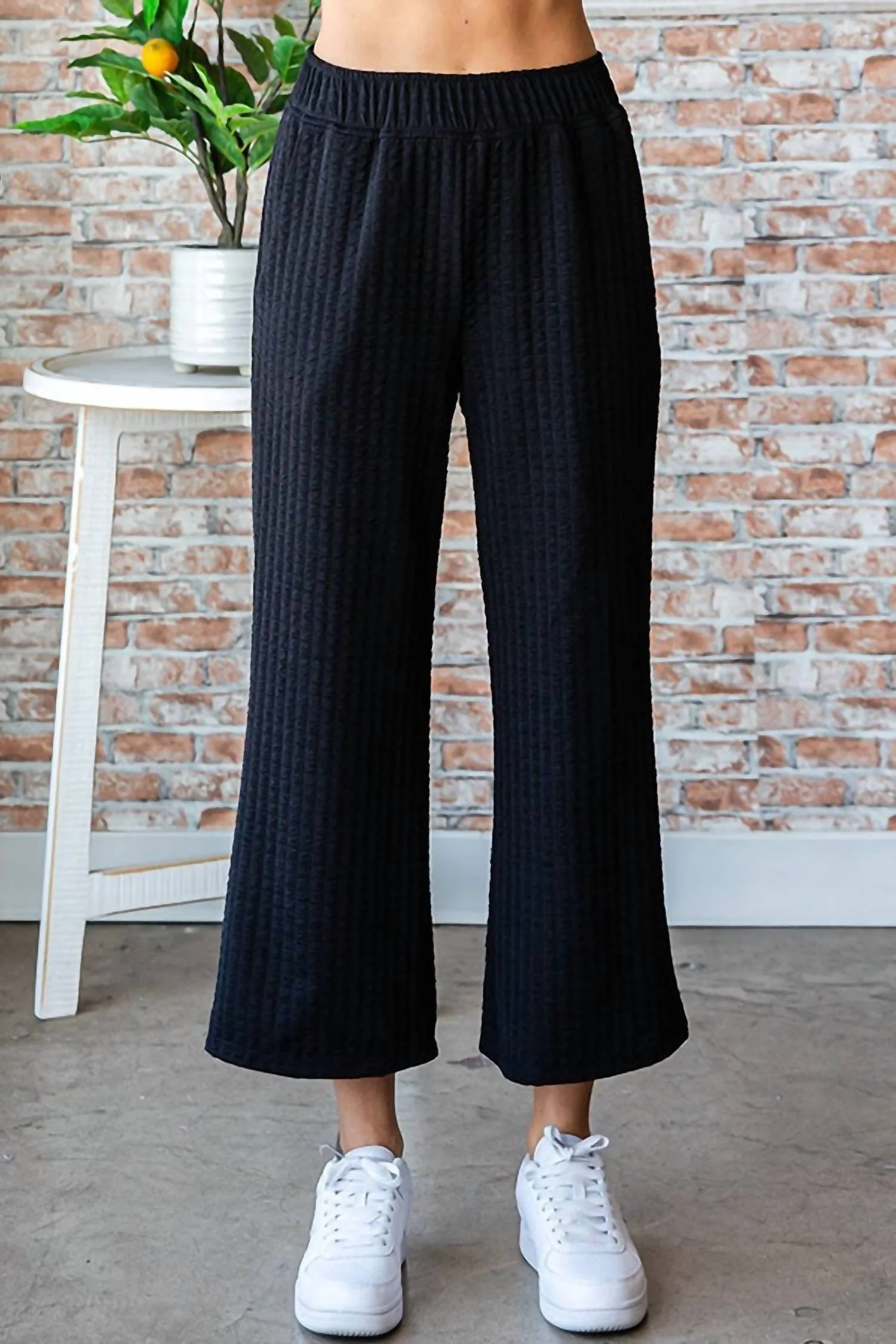 Textured Palazzo Pants In Black