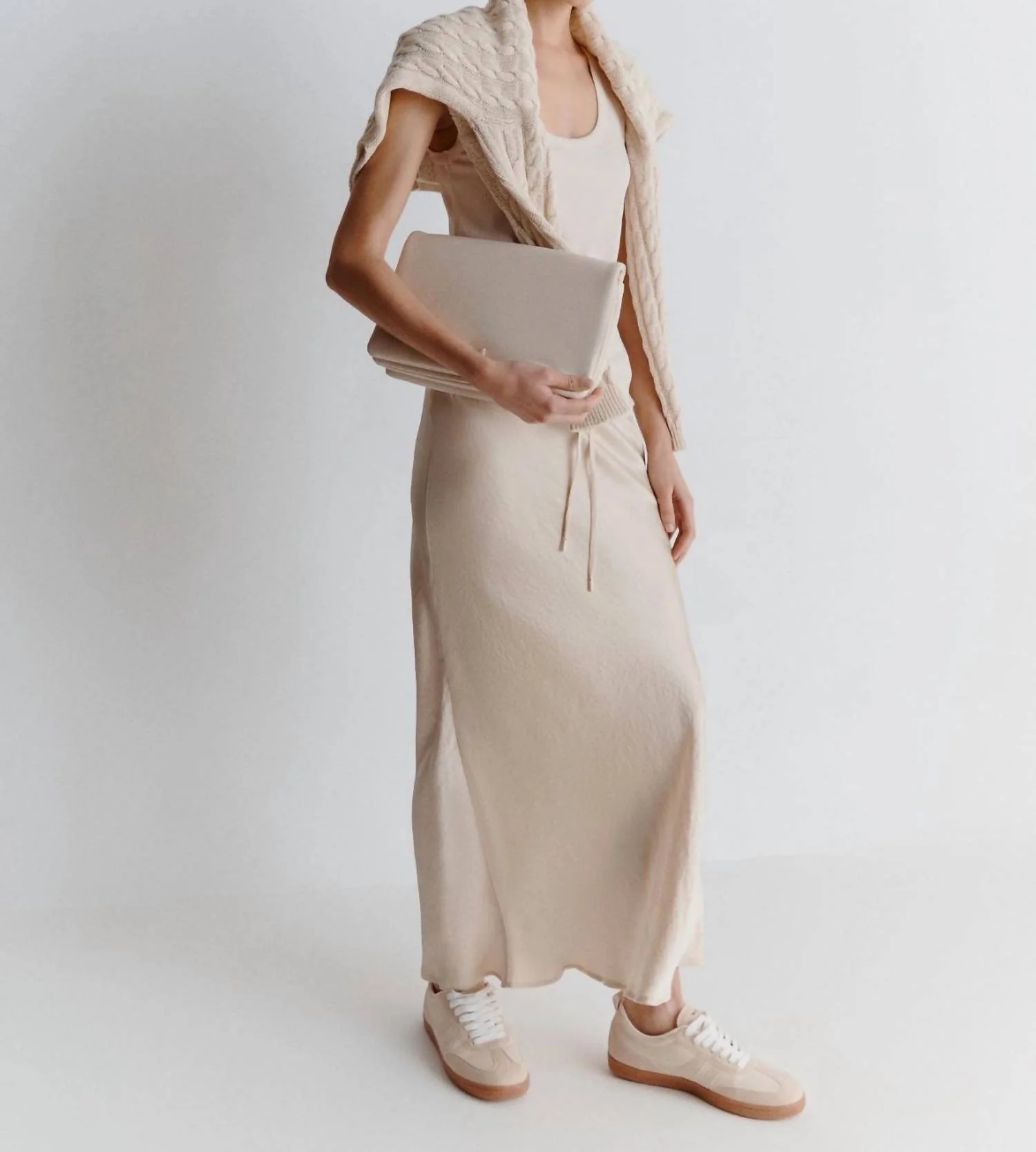 No Maxi Skirt In 003-Champagne