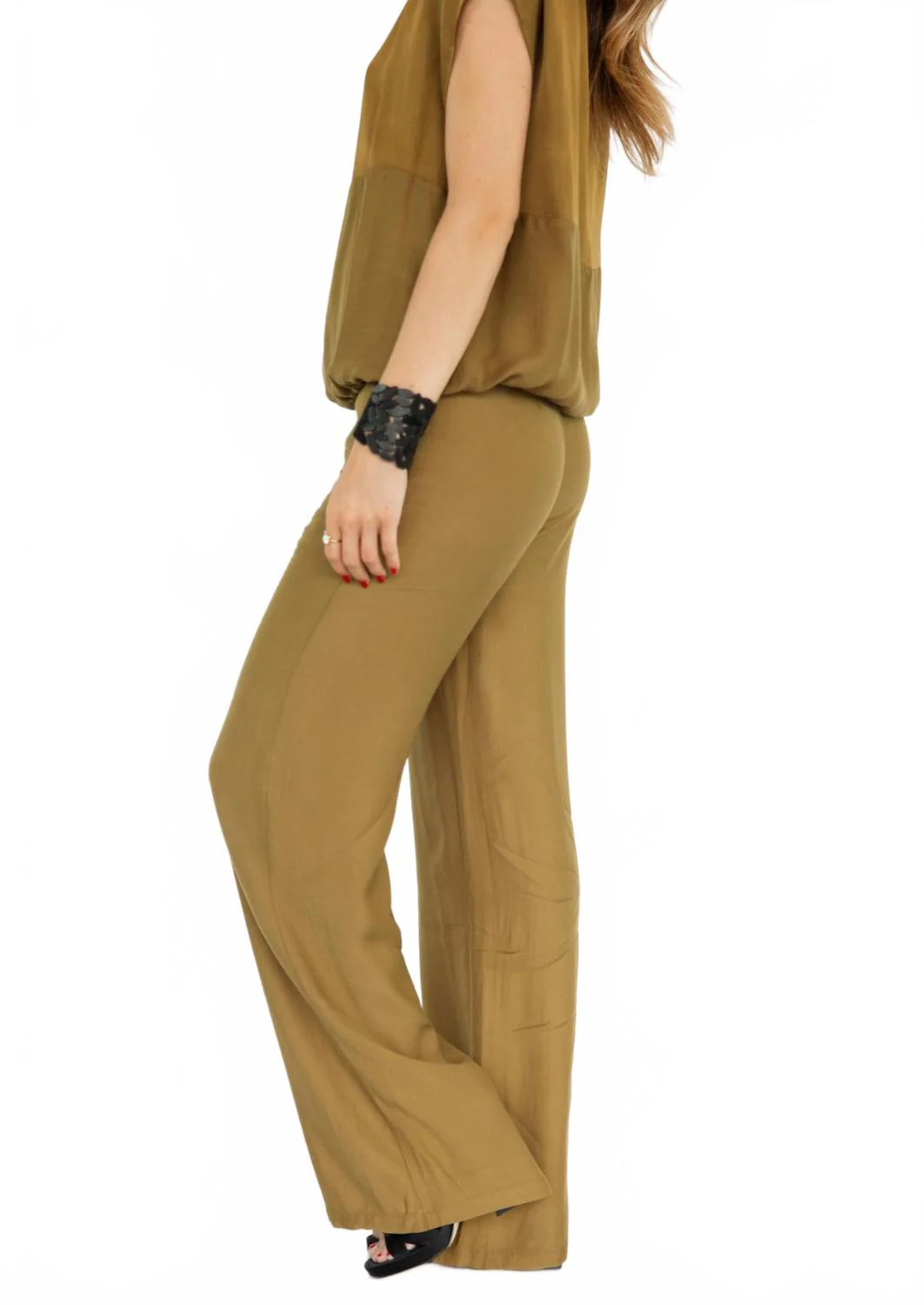 Loeka Pant In Olive