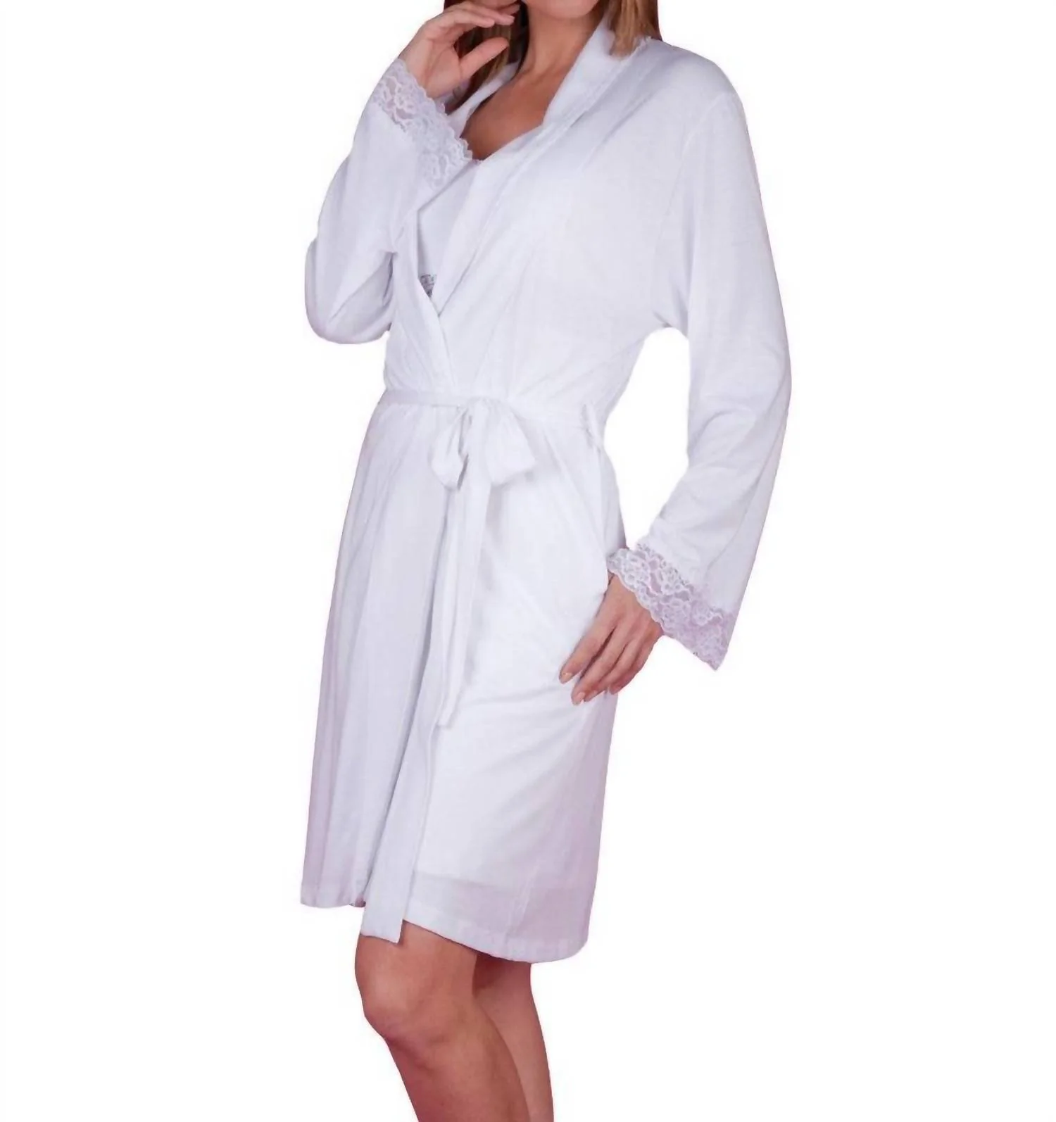 Sophie Basic Quarter Sleeve Robe In White