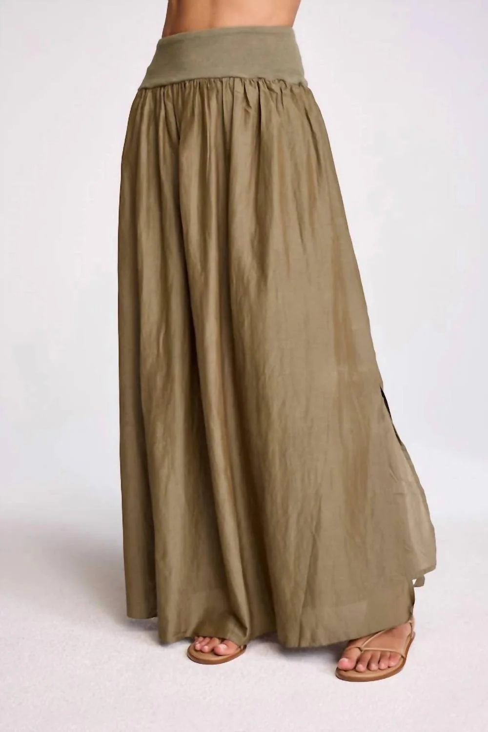 Jones Maxi Skirt In Moss