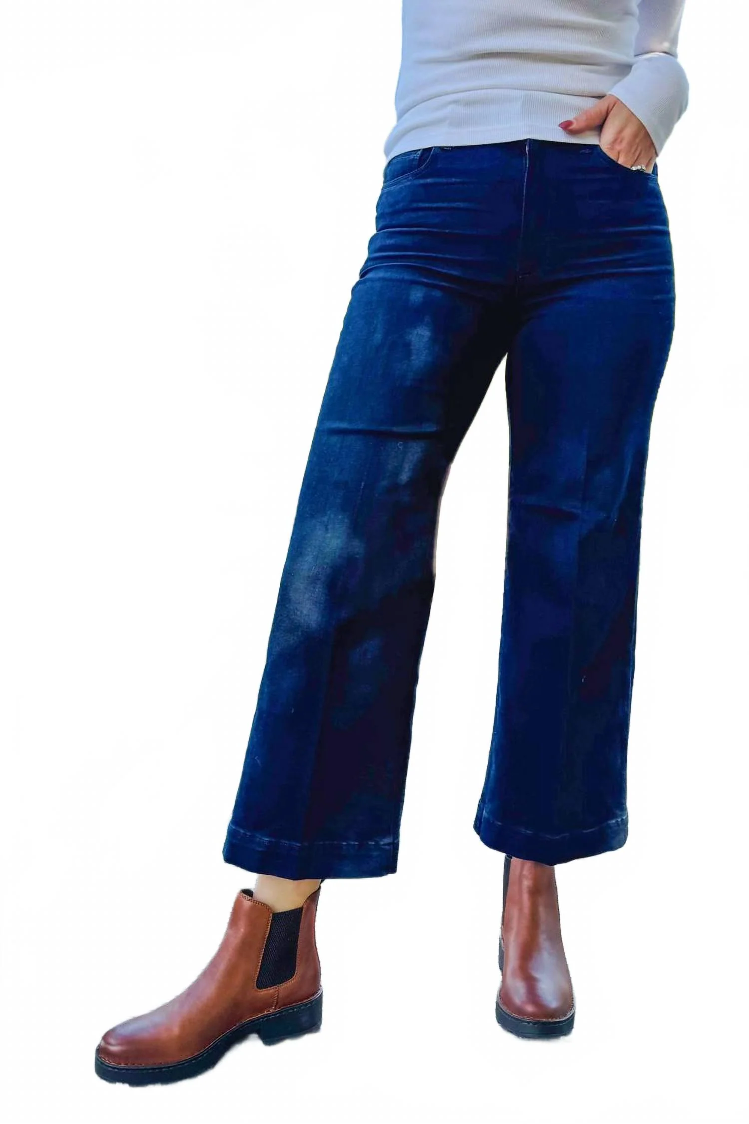 Anessa Wide Leg Jeans In Duchess