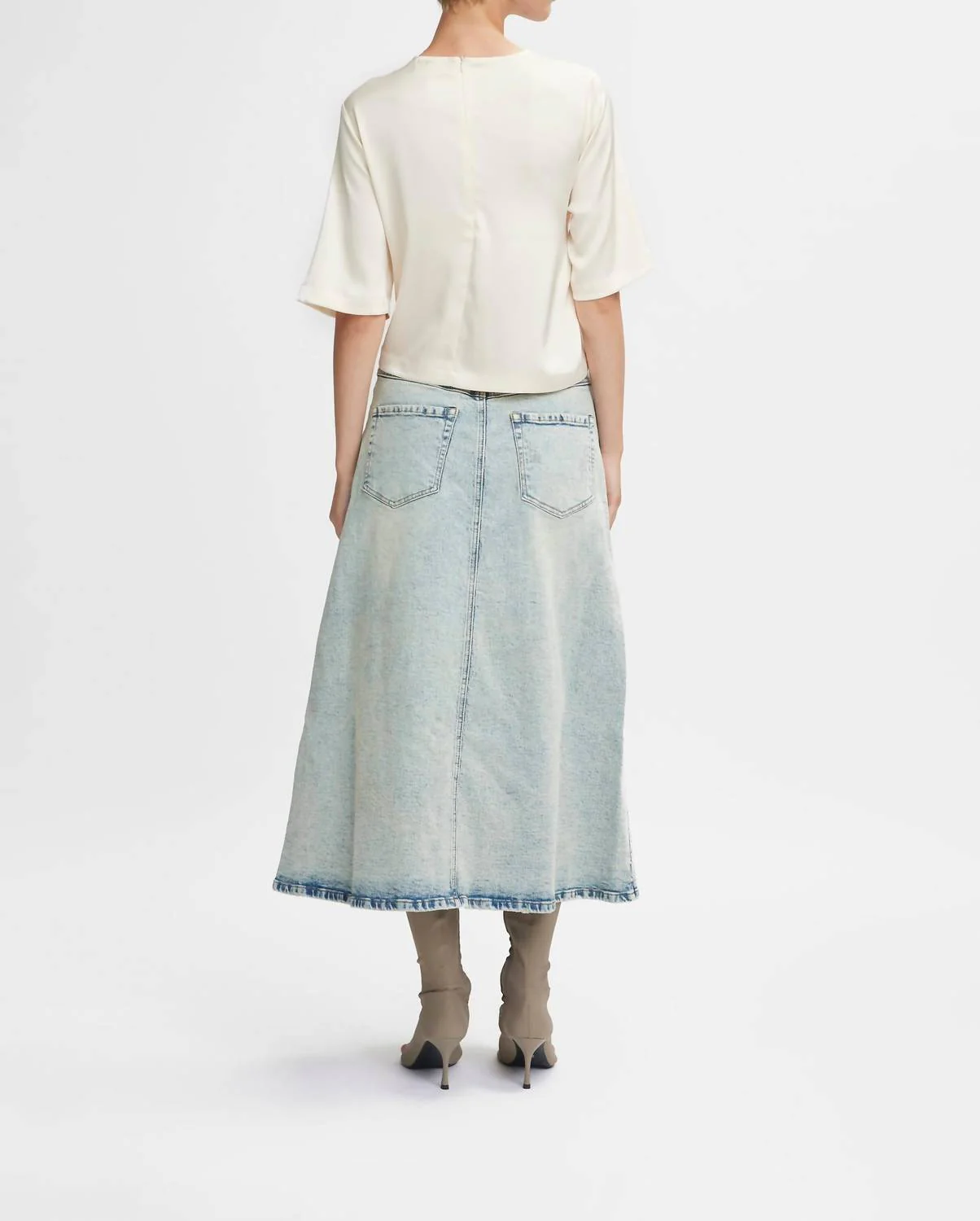Manula Midi Skirt In Light Blue Acid Wash