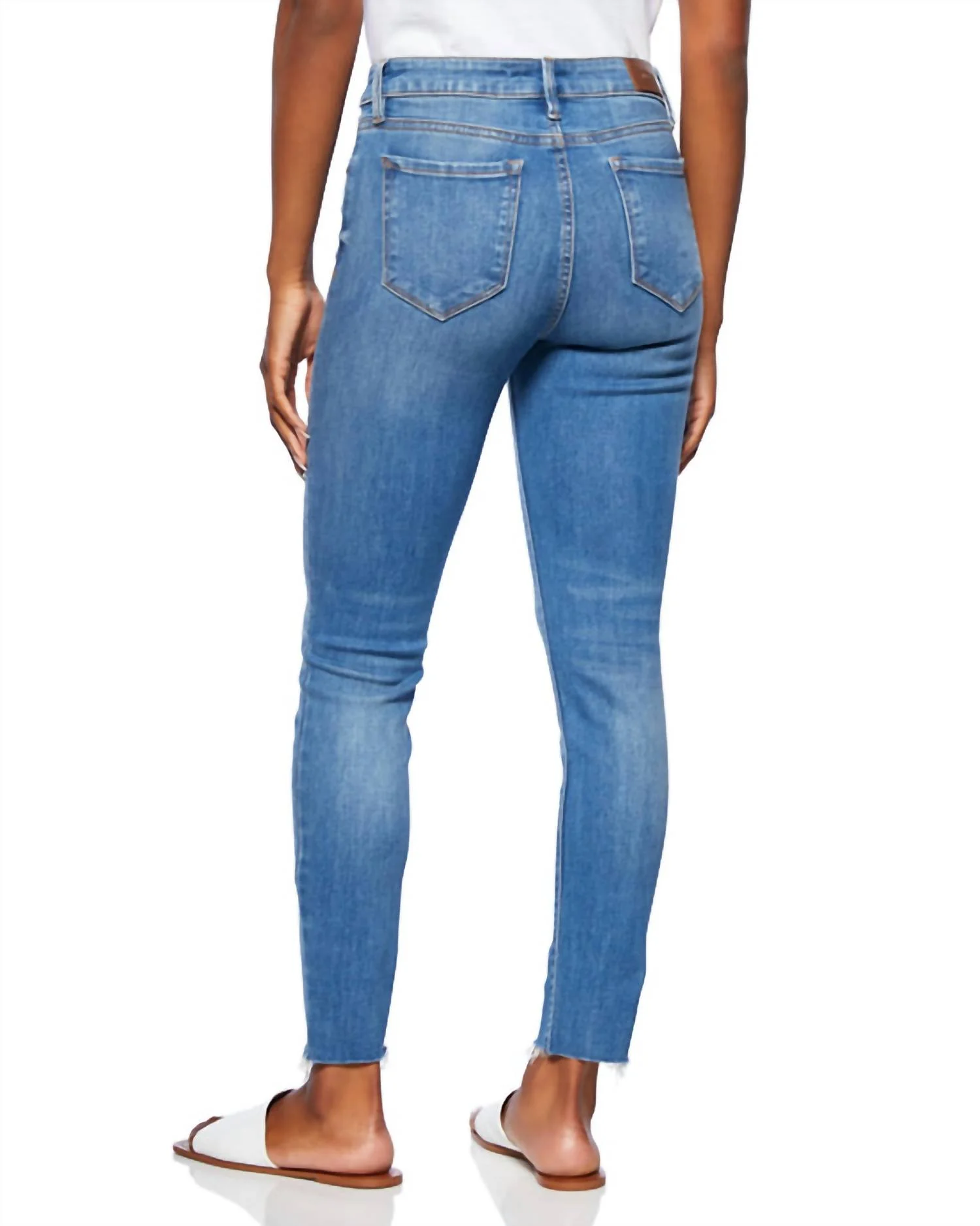 Amelia Skinny Jean In Medium Blue