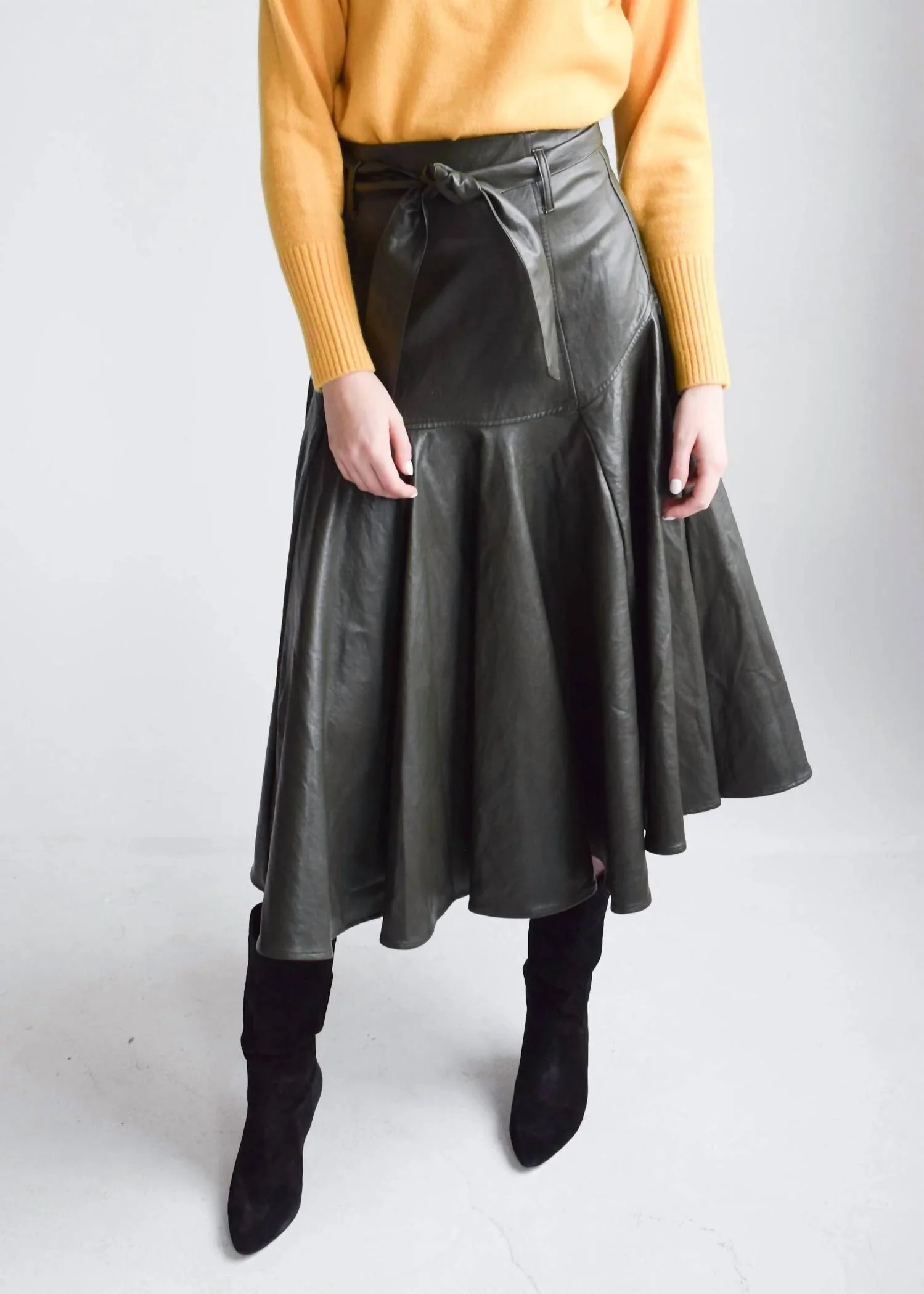 Prairie Midi Skirt In Olive Faux Leather
