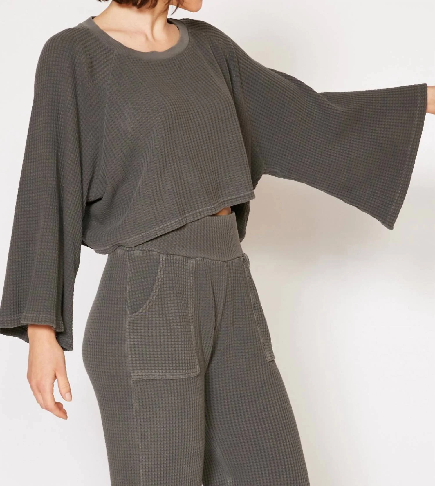 Lotus Waffle Top In Vintage Black