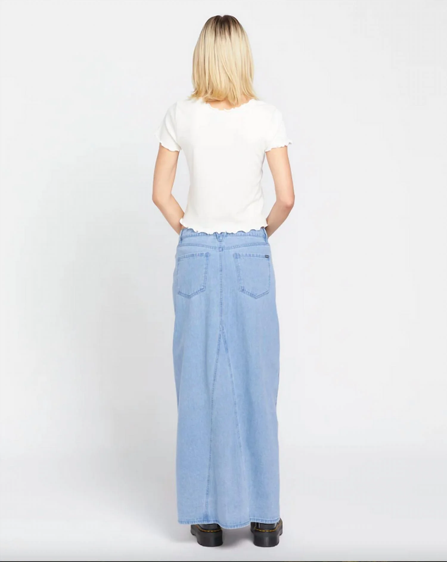 Chill Trap Skirt In China Blue